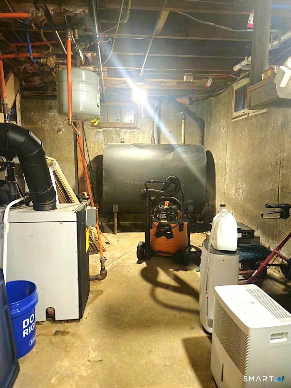 160 Stonecrest Drive photo 28