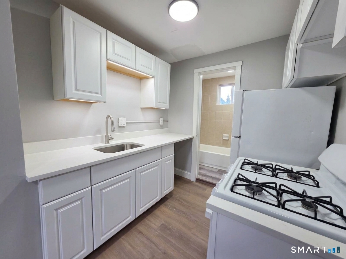 67 Burton Street Unit #3rd Floor photo 4