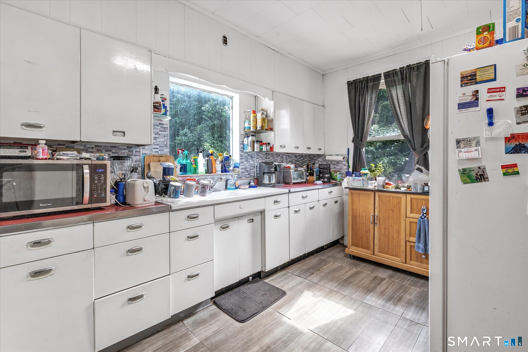 269 Coram Avenue photo 34