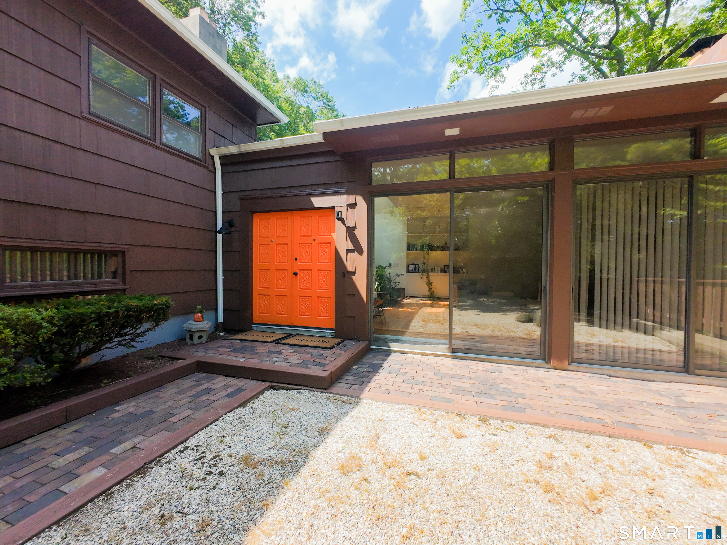 1140 Paradise Avenue photo 6