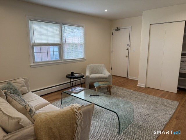 949 Hopmeadow Street photo 2