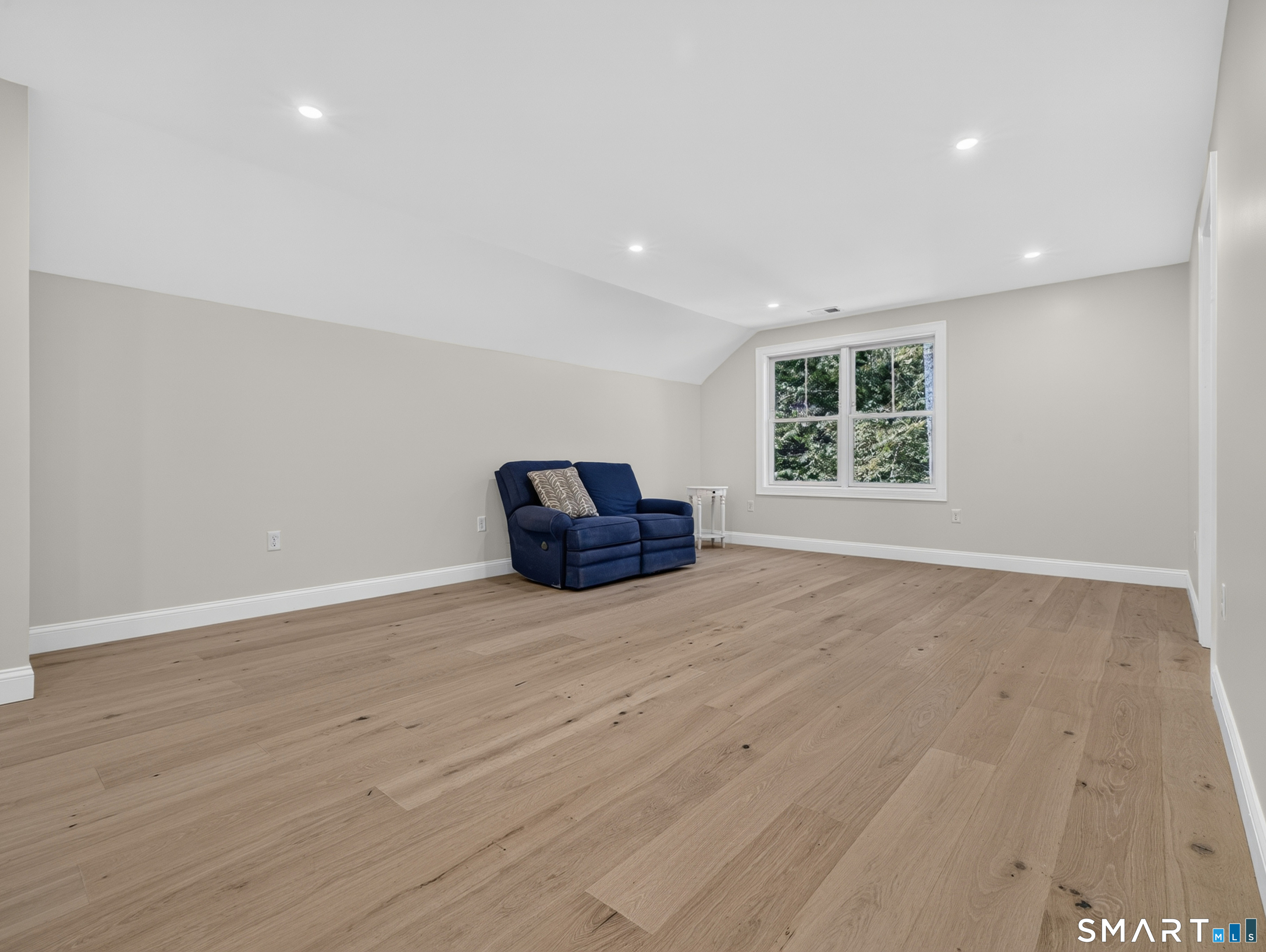 293 Mistuxet Avenue photo 23