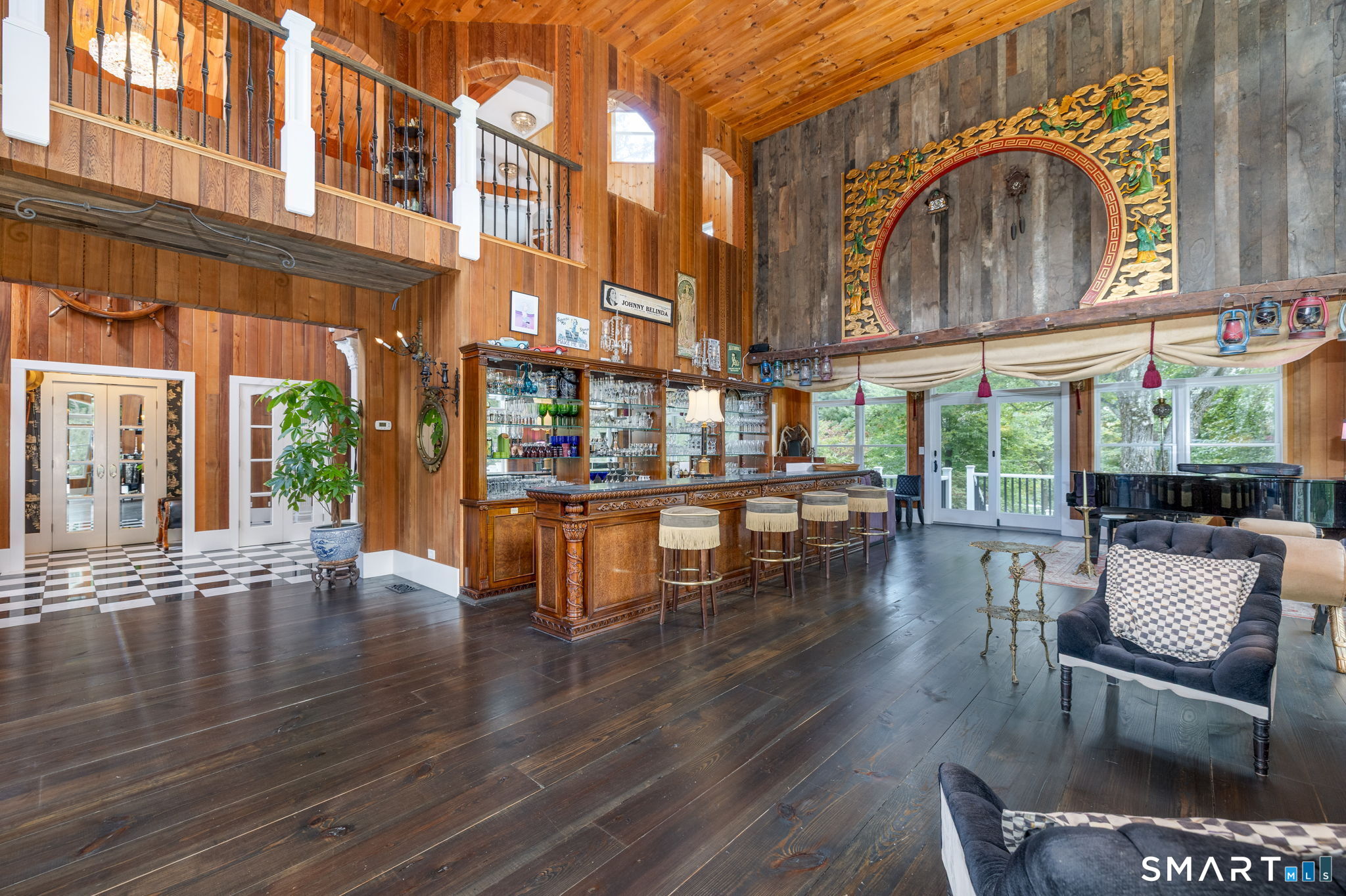 695 Spindle Hill Road photo 9