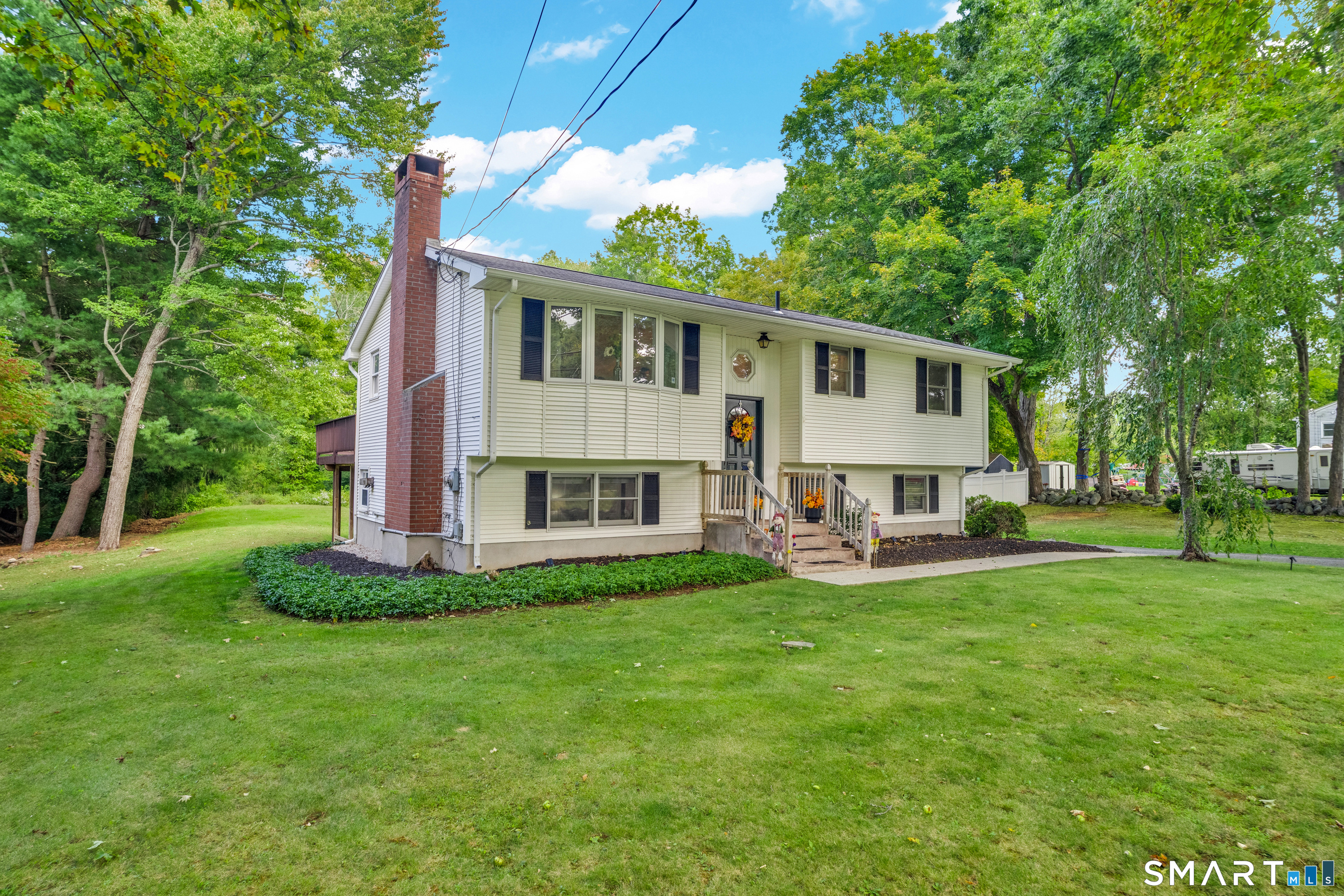 Photo 3 of Single family home for sale at 256 Gilead St, Hebron, CT 06248 | MLS# 24208515 | Listing updated on 2026-09-24