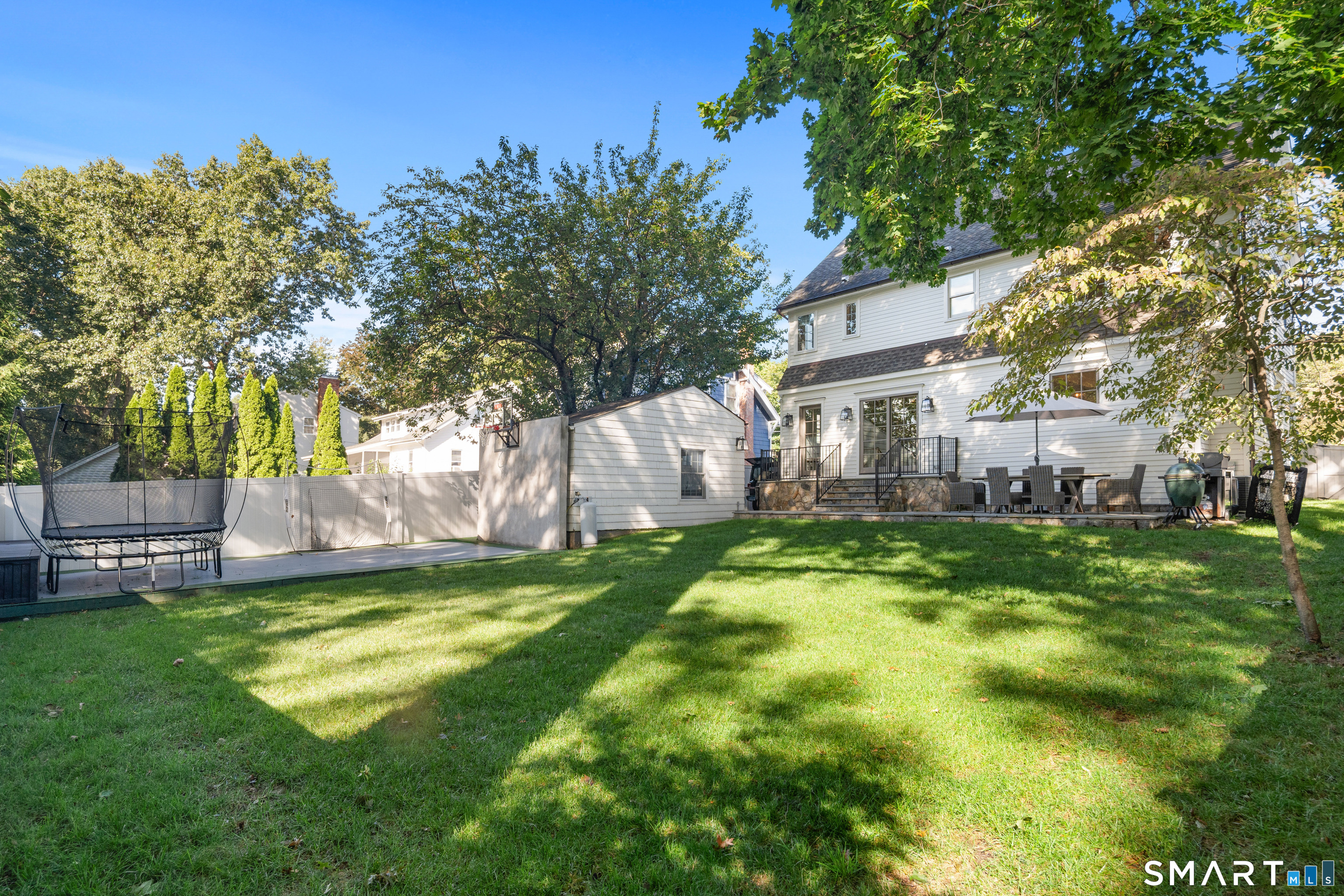 11 Highland Avenue photo 37