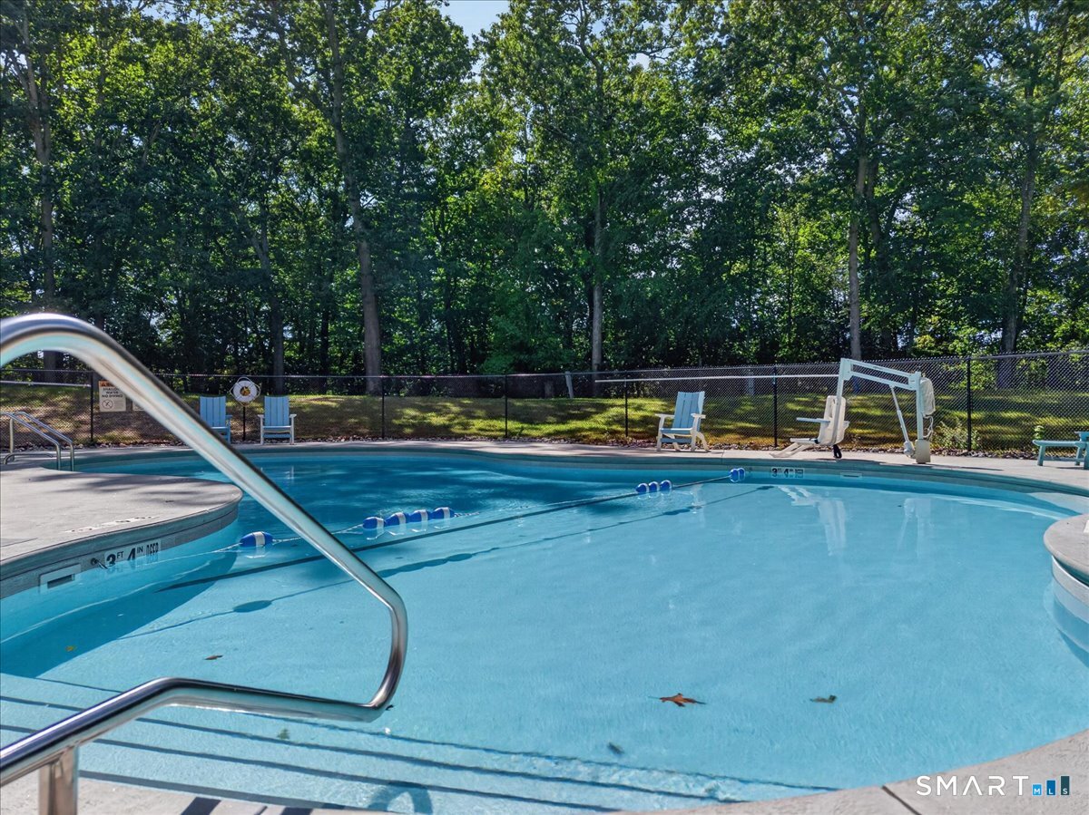 111 River Road photo 6