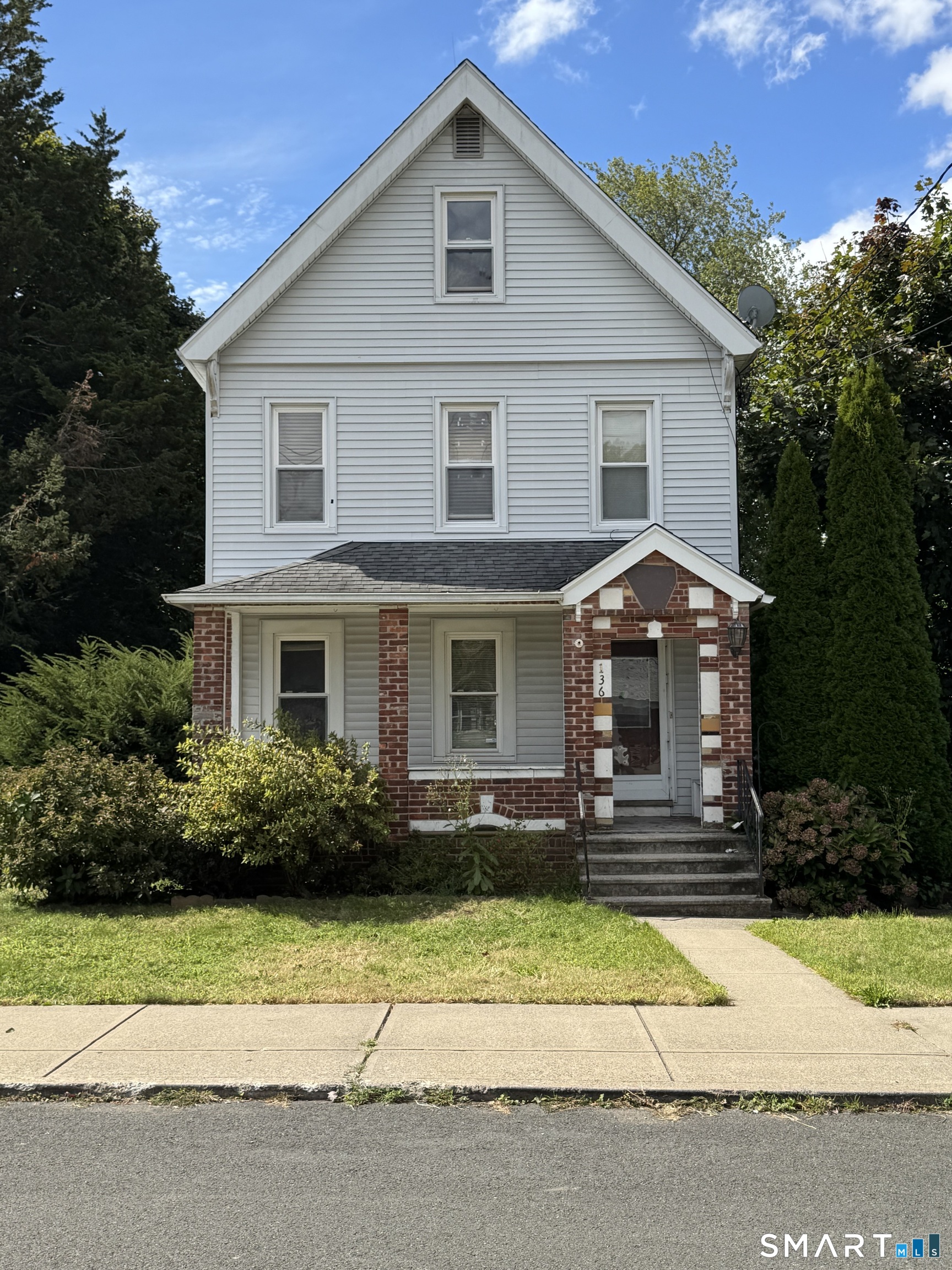 Photo 1 of Single family home for sale at 136 Collis St, West Haven, CT 06516 | MLS# 24209418 | Listing updated on 2026-09-23