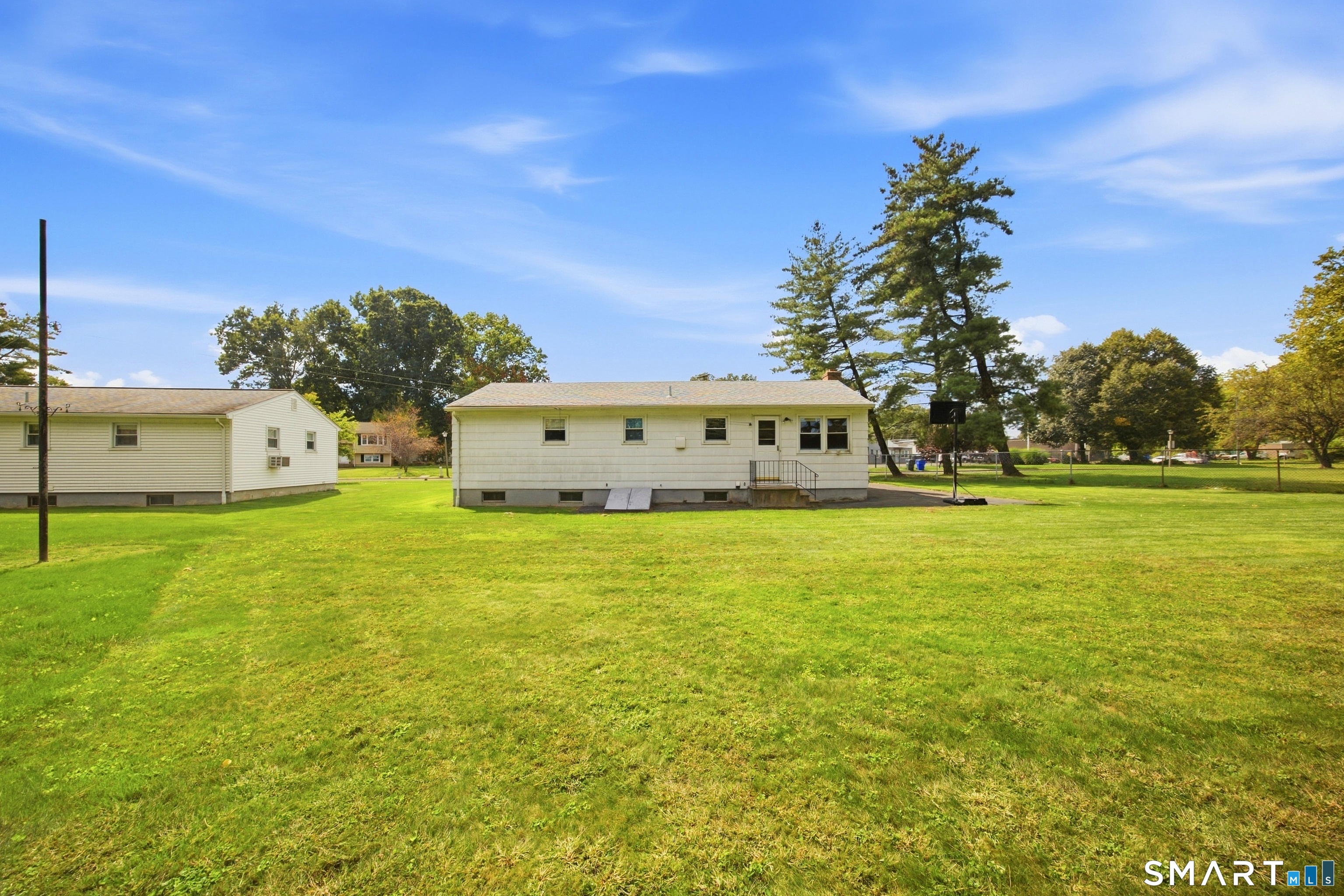 12 Southwood Drive photo 22