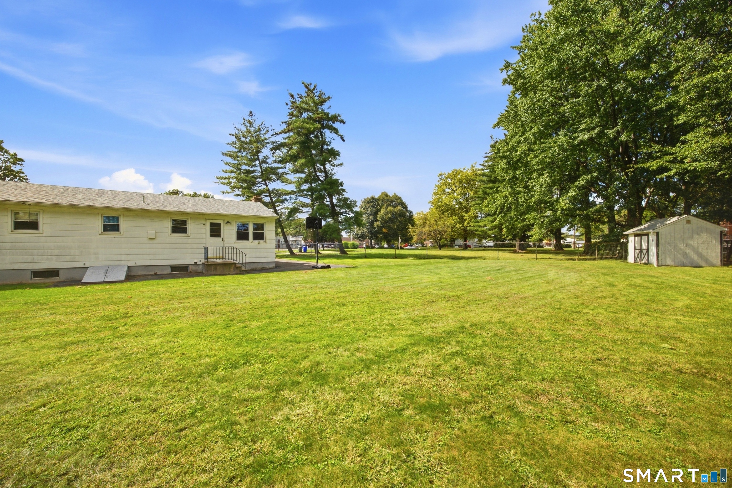 12 Southwood Drive photo 24