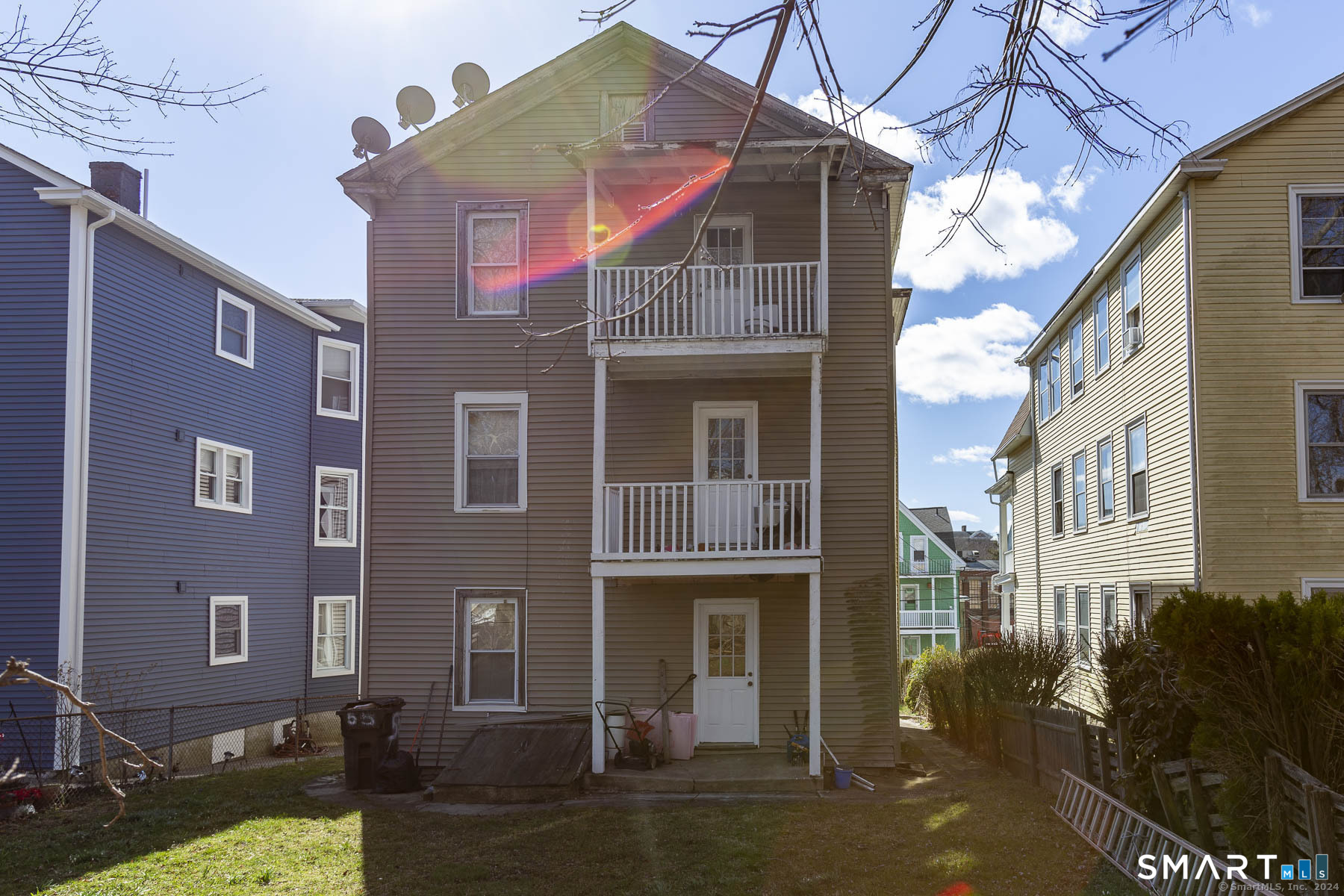 55 Connecticut Avenue, New London, CT 06320