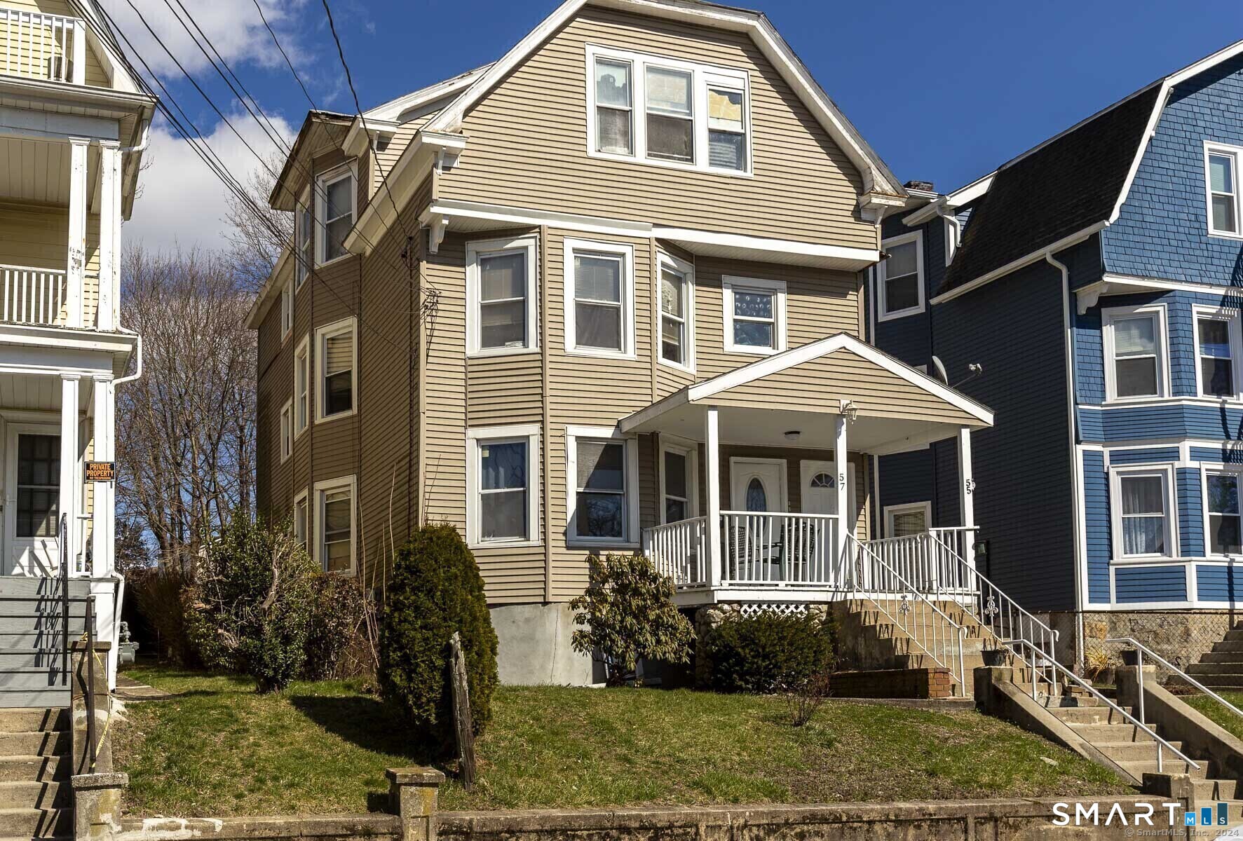 55 Connecticut Avenue, New London, CT 06320