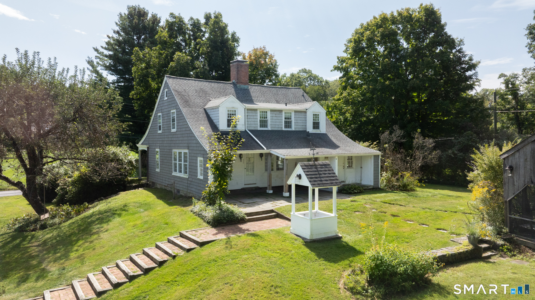 802 Charcoal Avenue