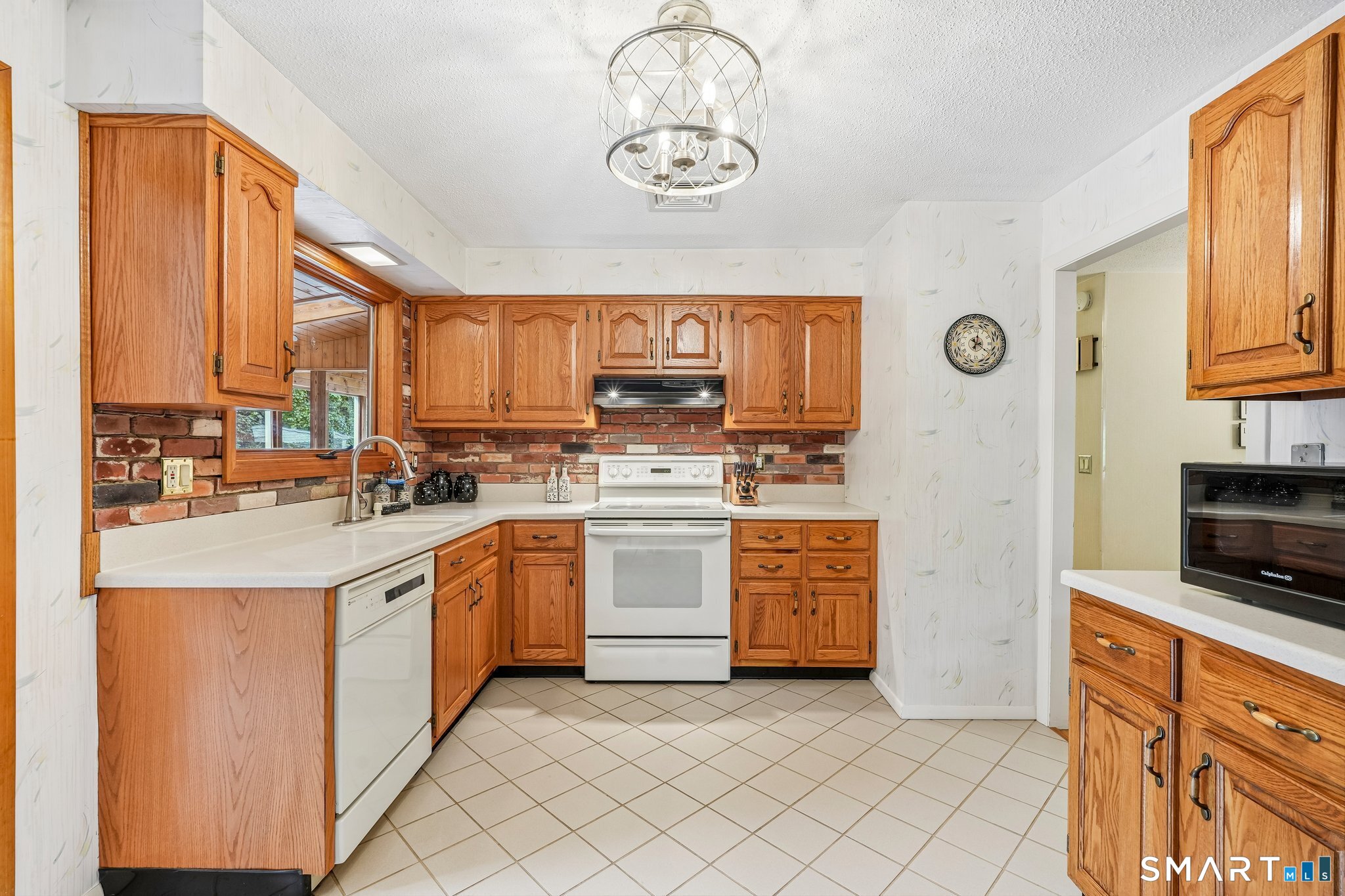6 Hillcrest Road photo 14