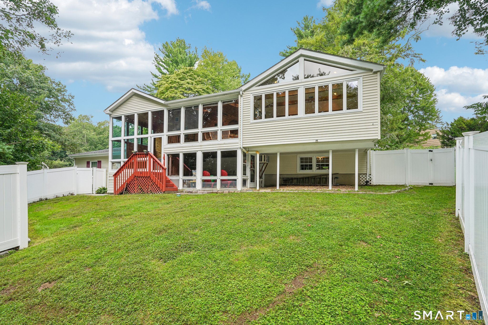 6 Hillcrest Road photo 31