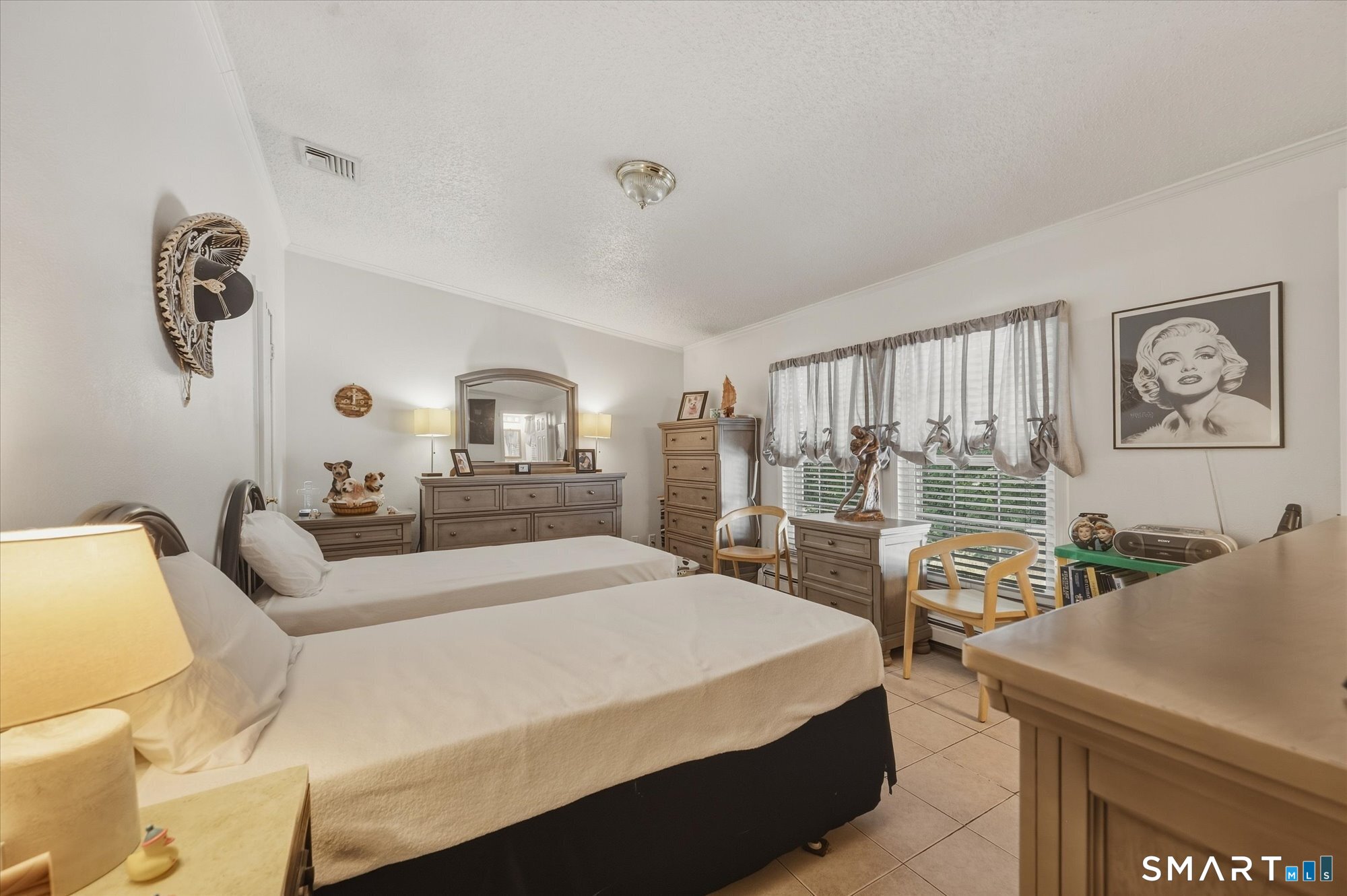 1190 North High Street photo 21