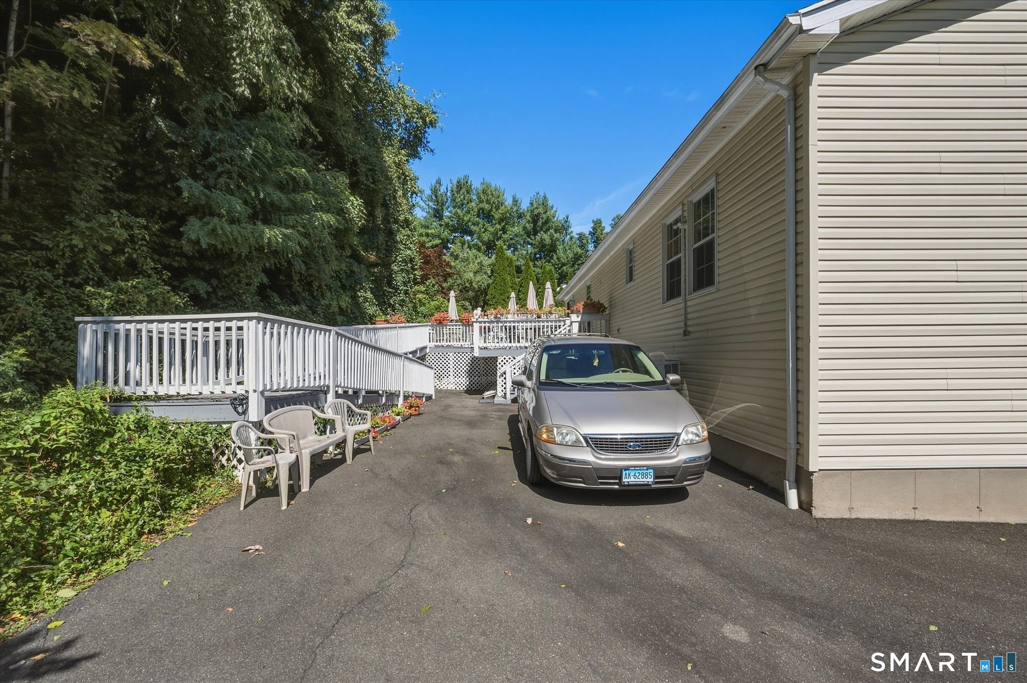 1190 North High Street photo 35
