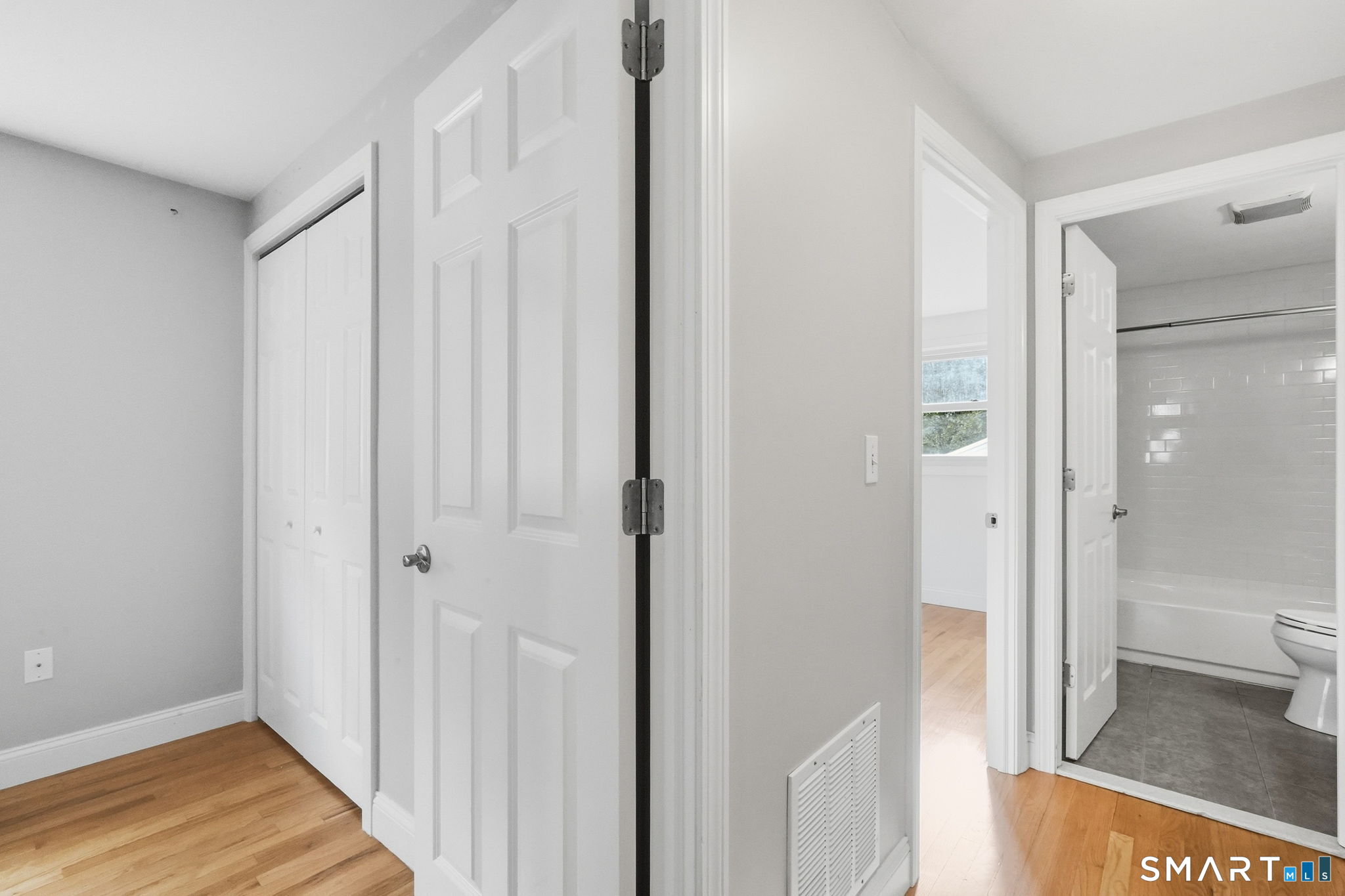 123 Country Lane photo 18
