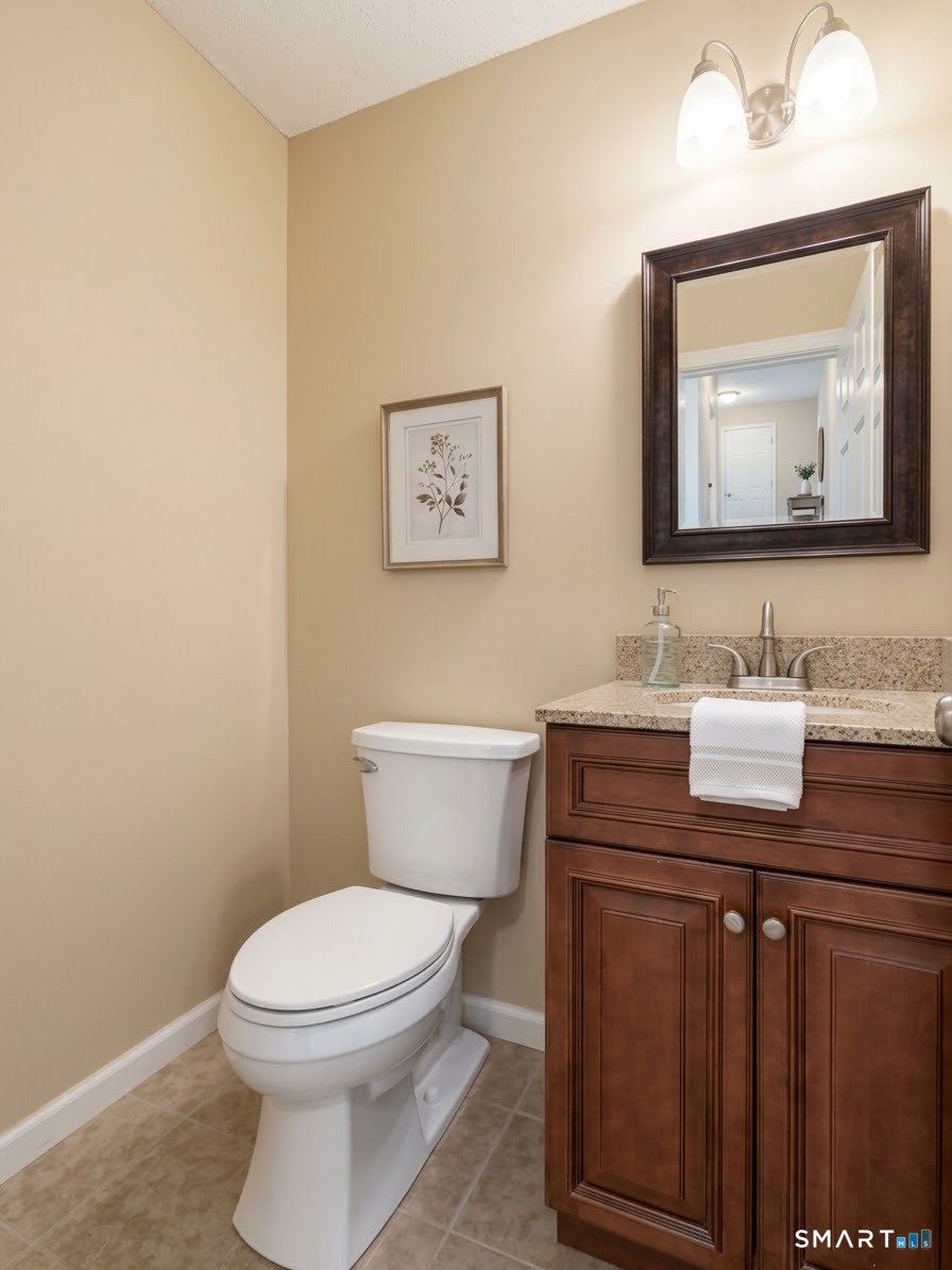 802 Summer Hill Drive Unit #802 photo 10
