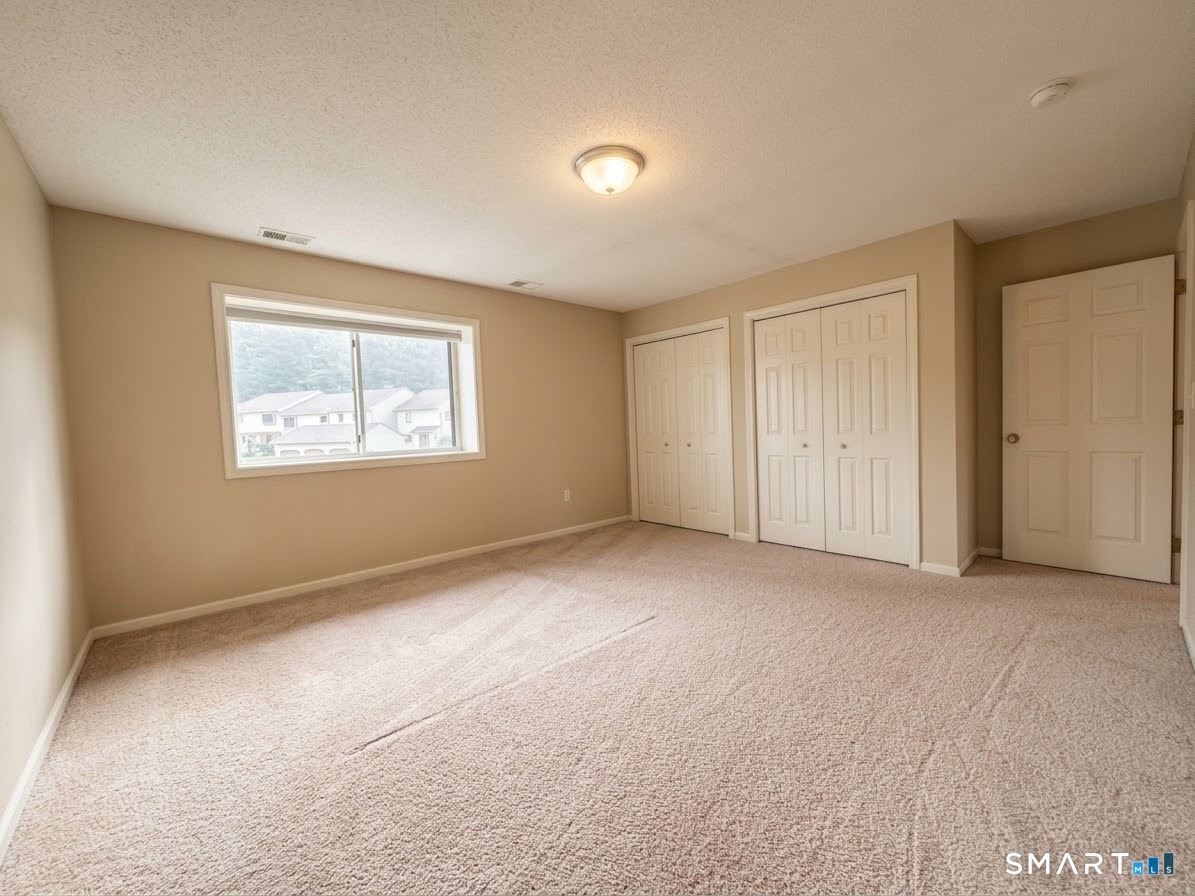 802 Summer Hill Drive Unit #802 photo 18