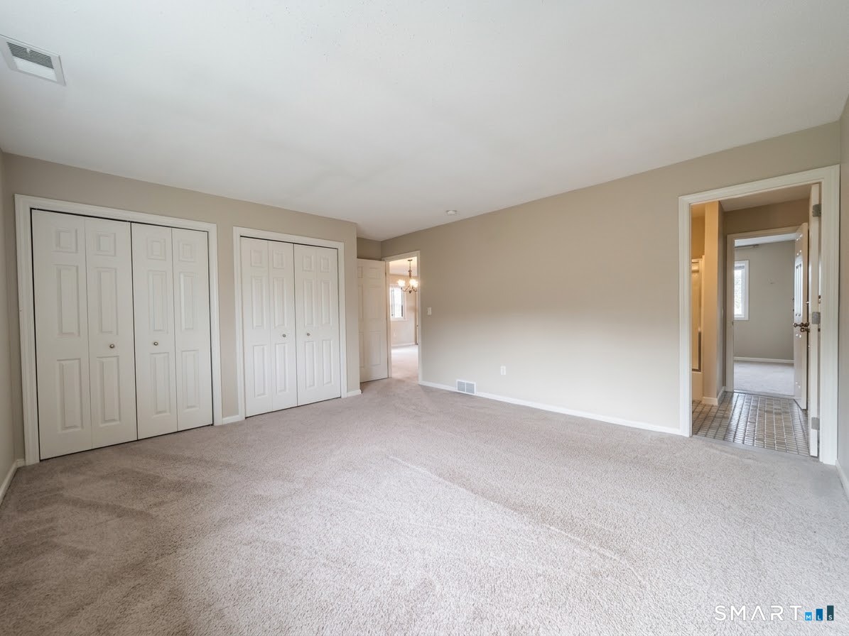 802 Summer Hill Drive Unit #802 photo 17