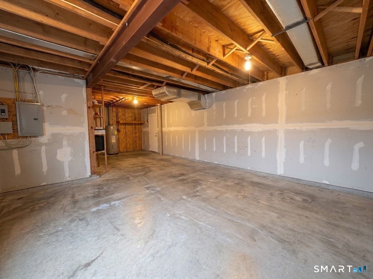 802 Summer Hill Drive Unit #802 photo 19