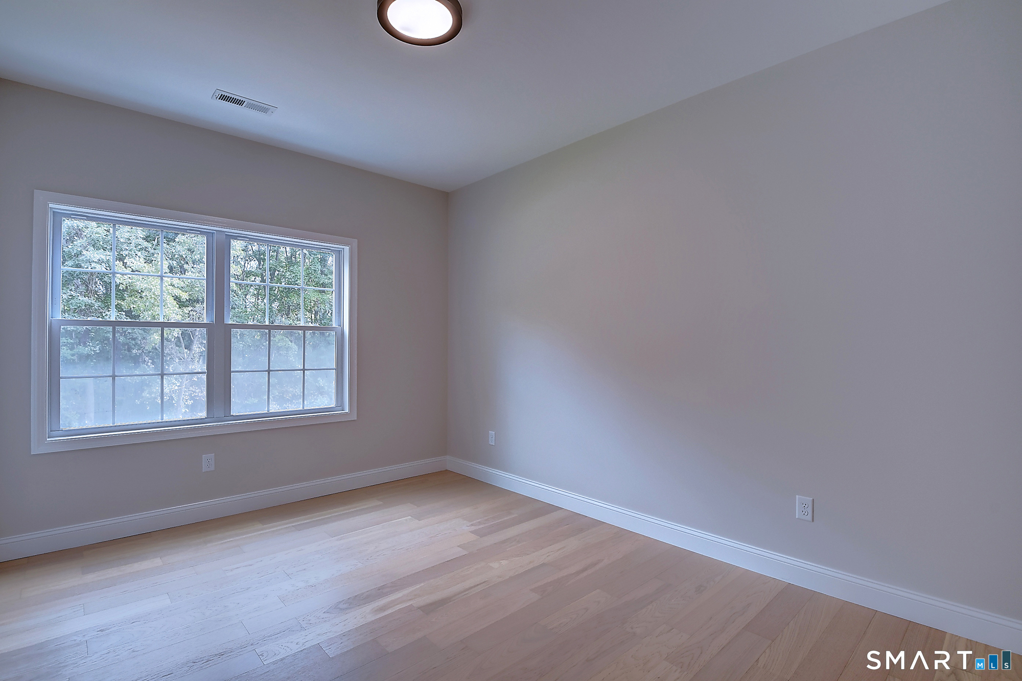 201 Medford Street photo 18