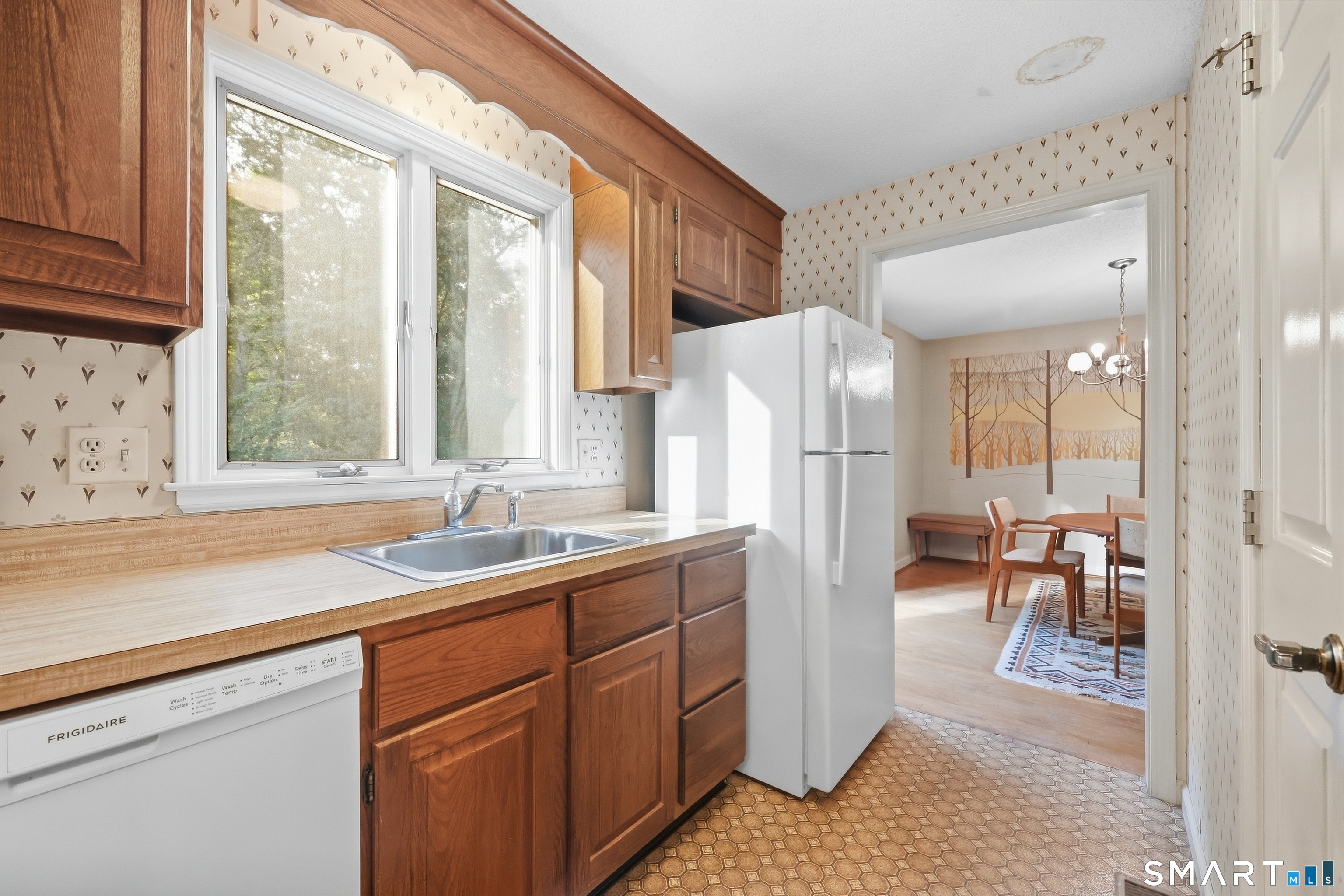 157 Brighton Circle photo 12