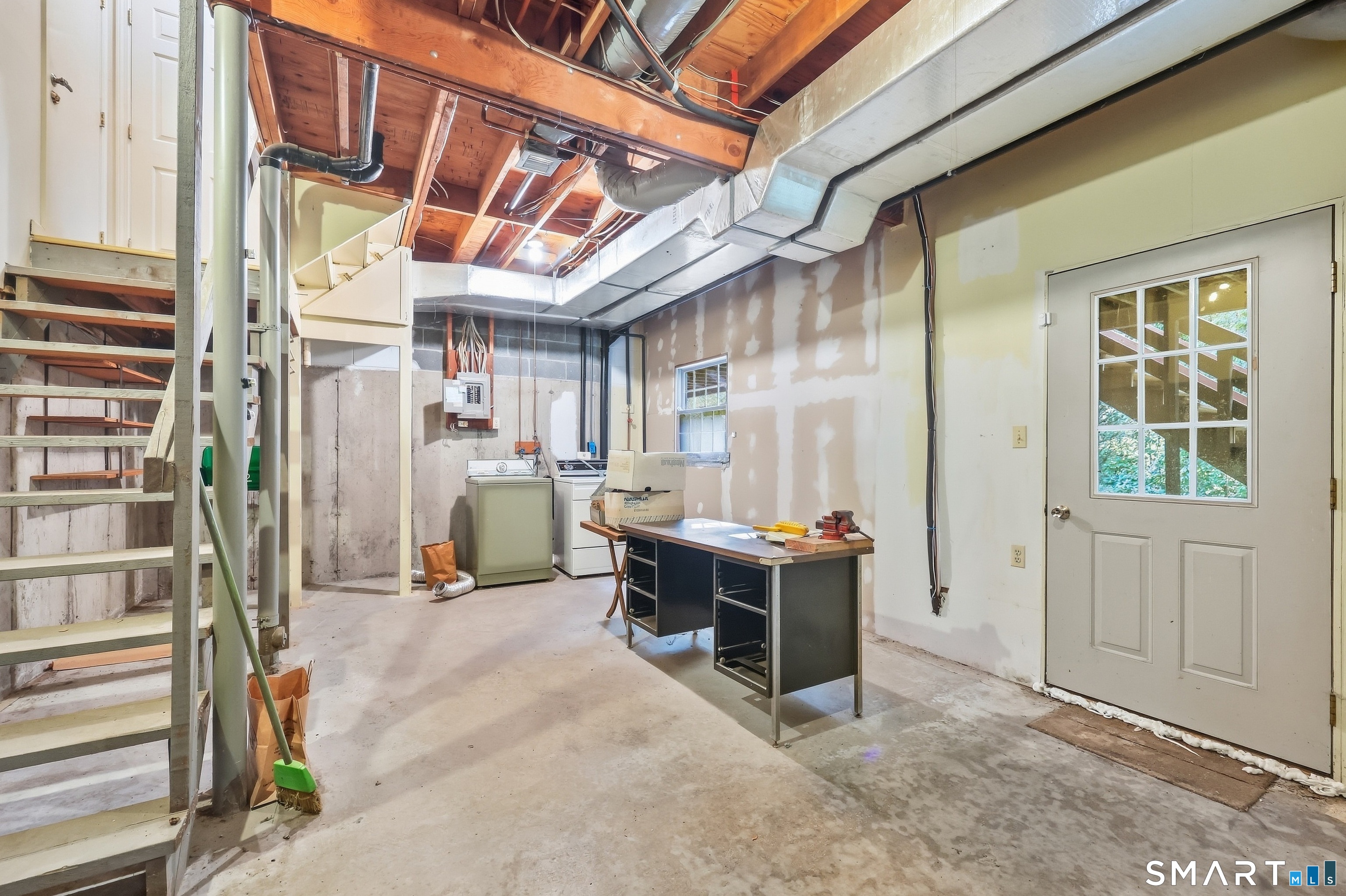 157 Brighton Circle photo 23