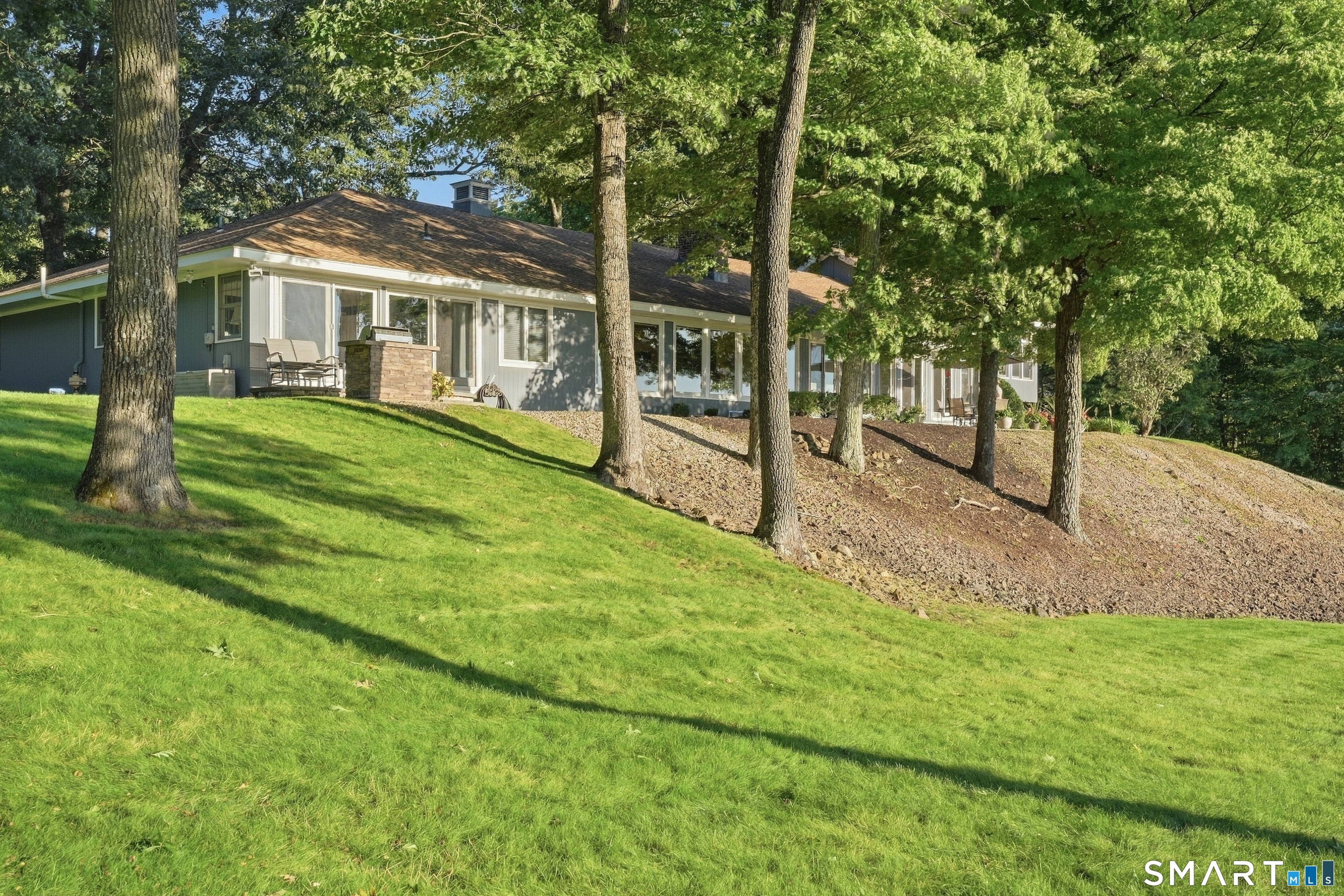55 Montevideo Road photo 11