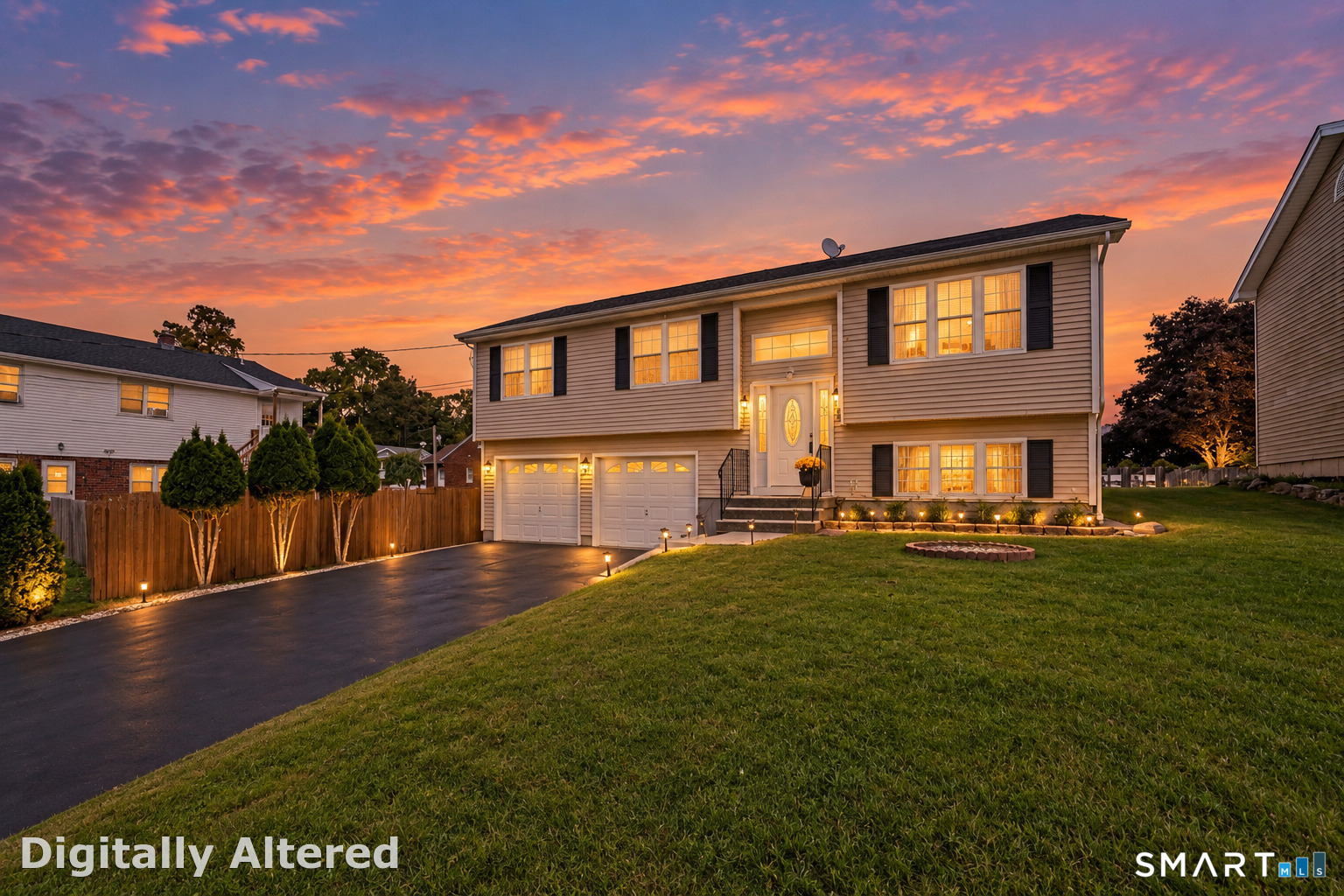 Photo 1 of Single family home for sale at 162 Hillcrest Ave, Waterbury, CT 06705 | MLS# 24208580 | Listing updated on 2026-09-24