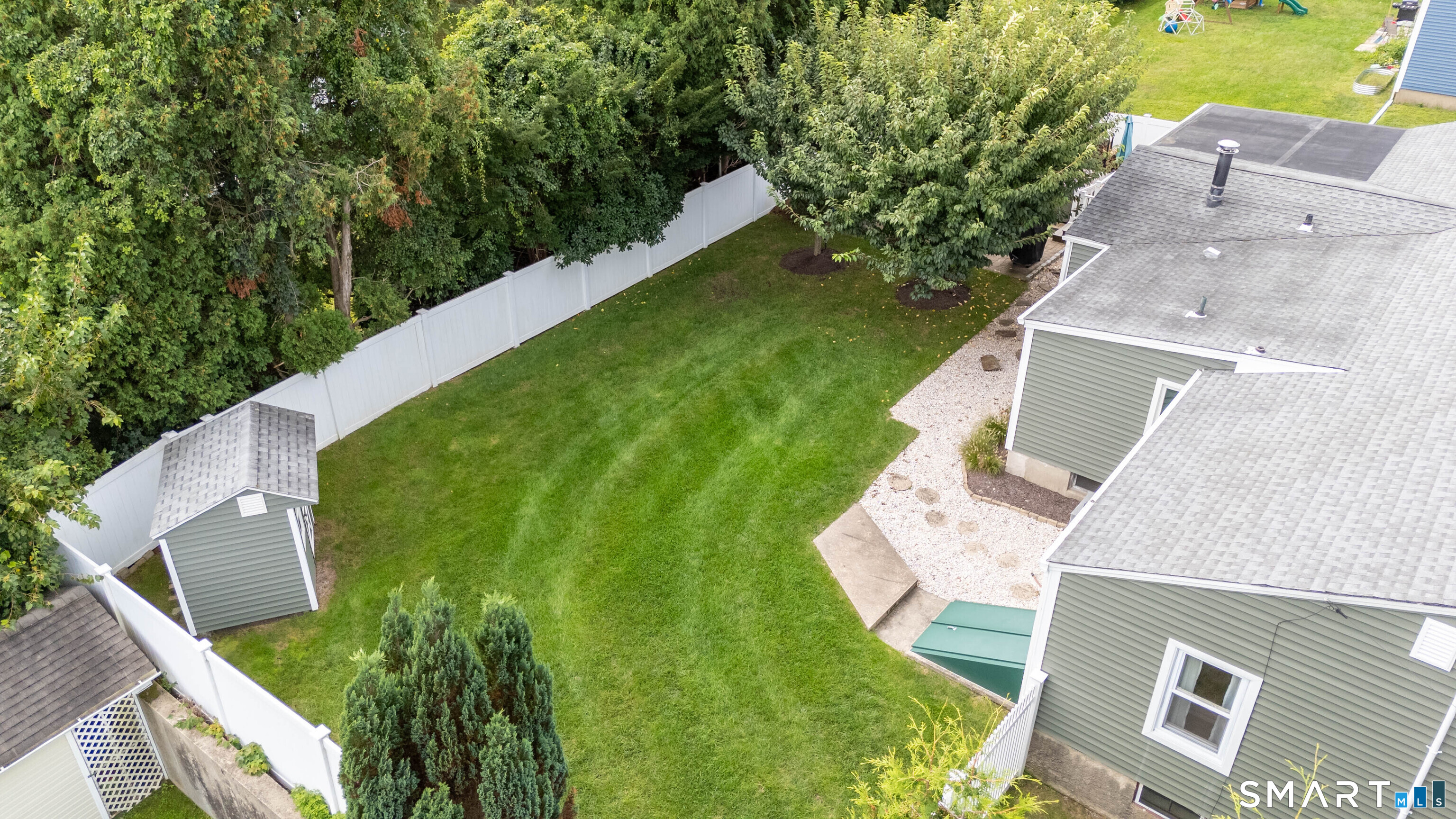 79 Brenair Terrace photo 39