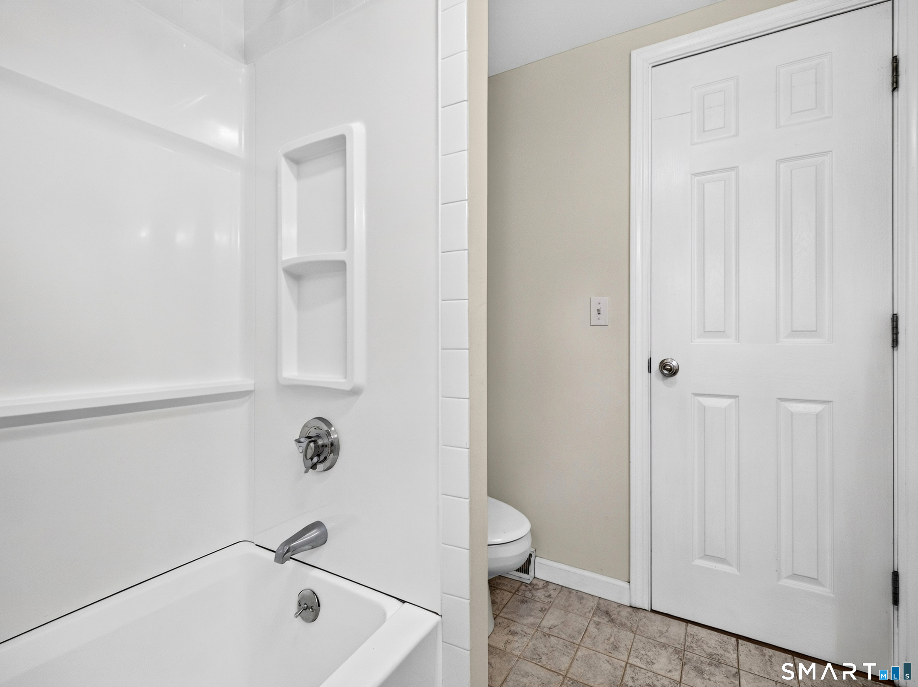 5 Doty Place photo 23