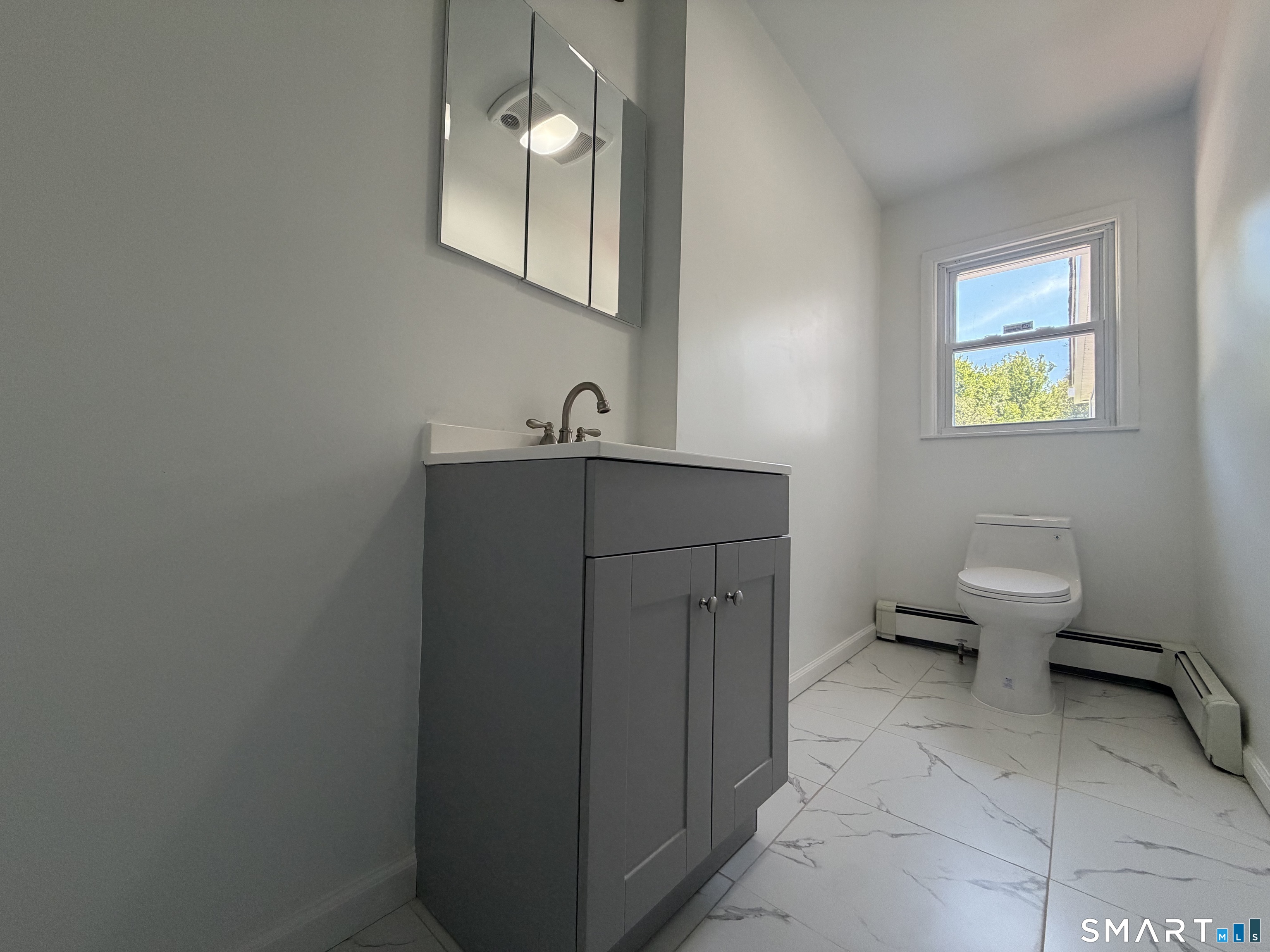 762 Woodin Street photo 13