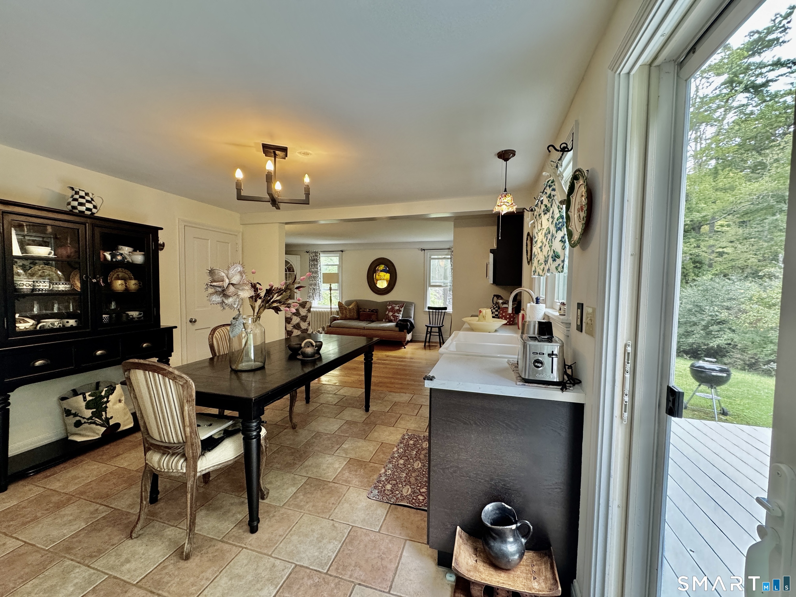 106 Farnum Road photo 11