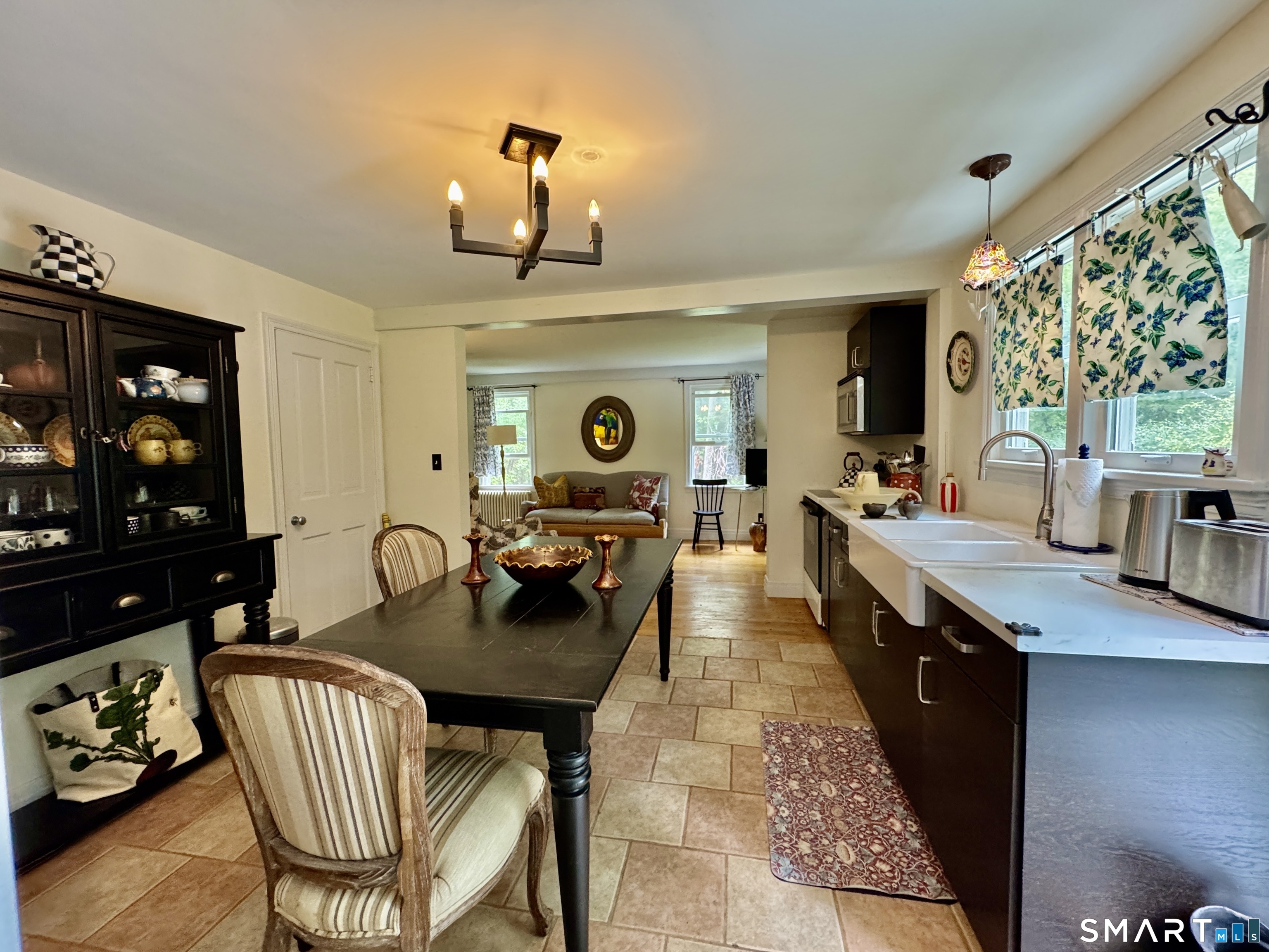 106 Farnum Road photo 12