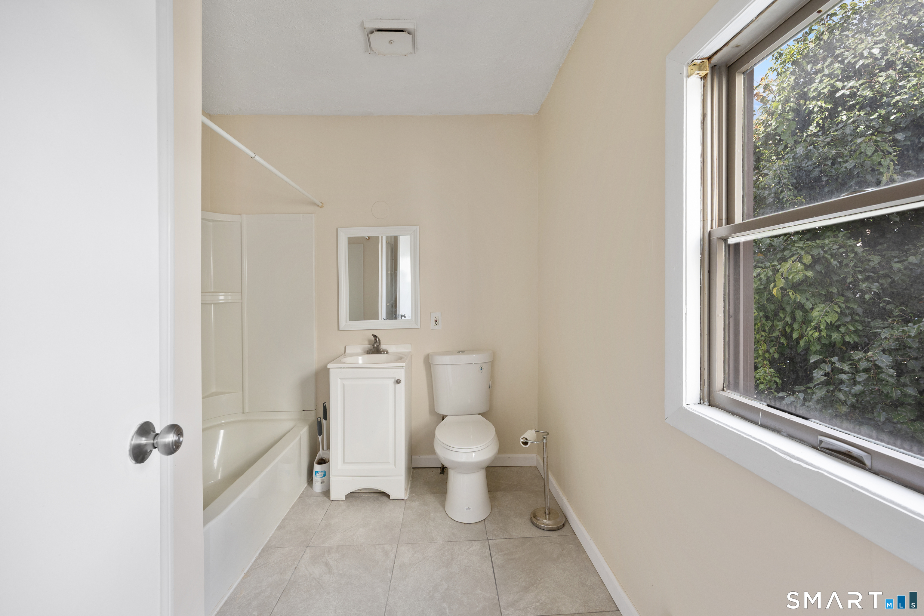 19 Pythian Avenue photo 13