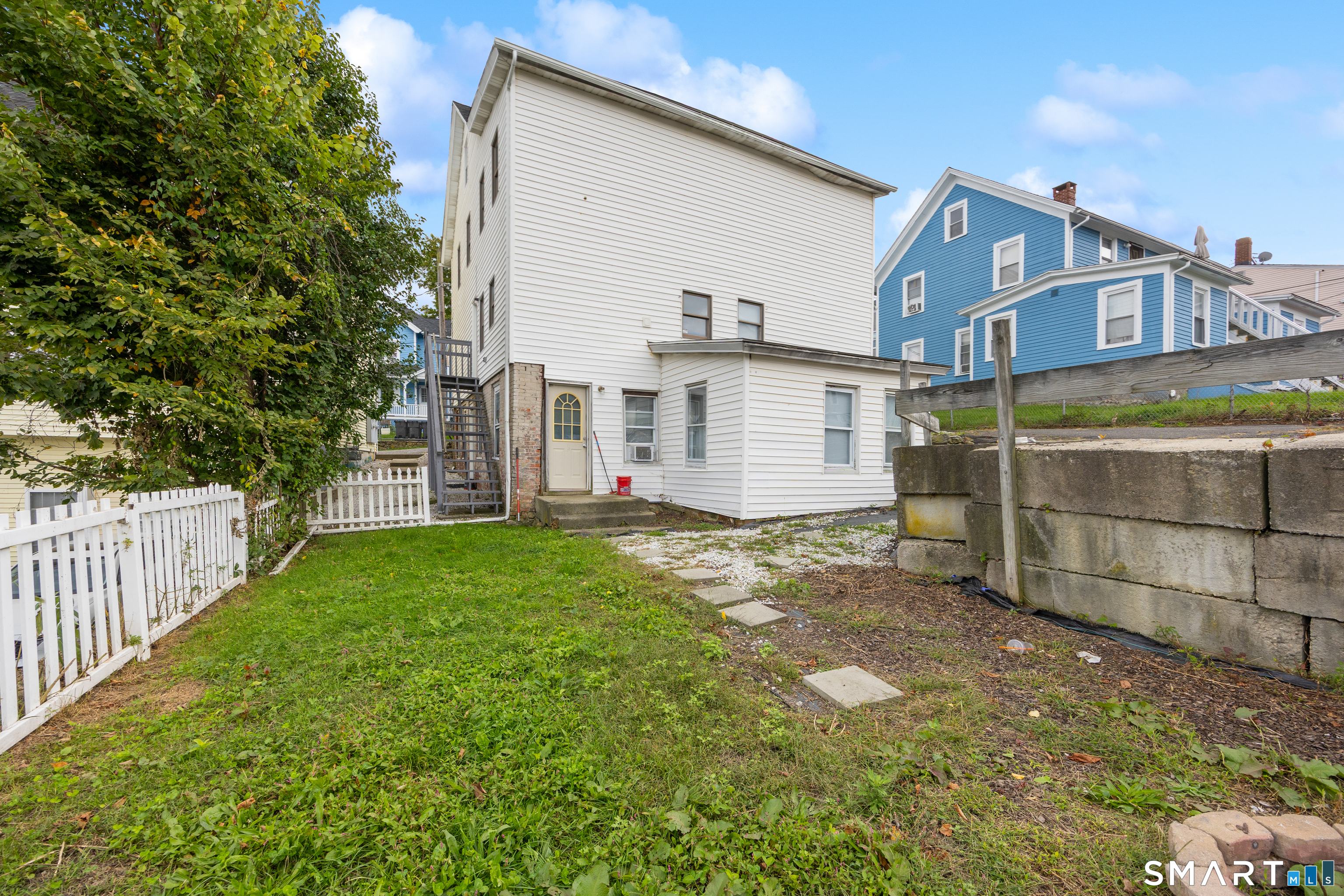19 Pythian Avenue photo 11