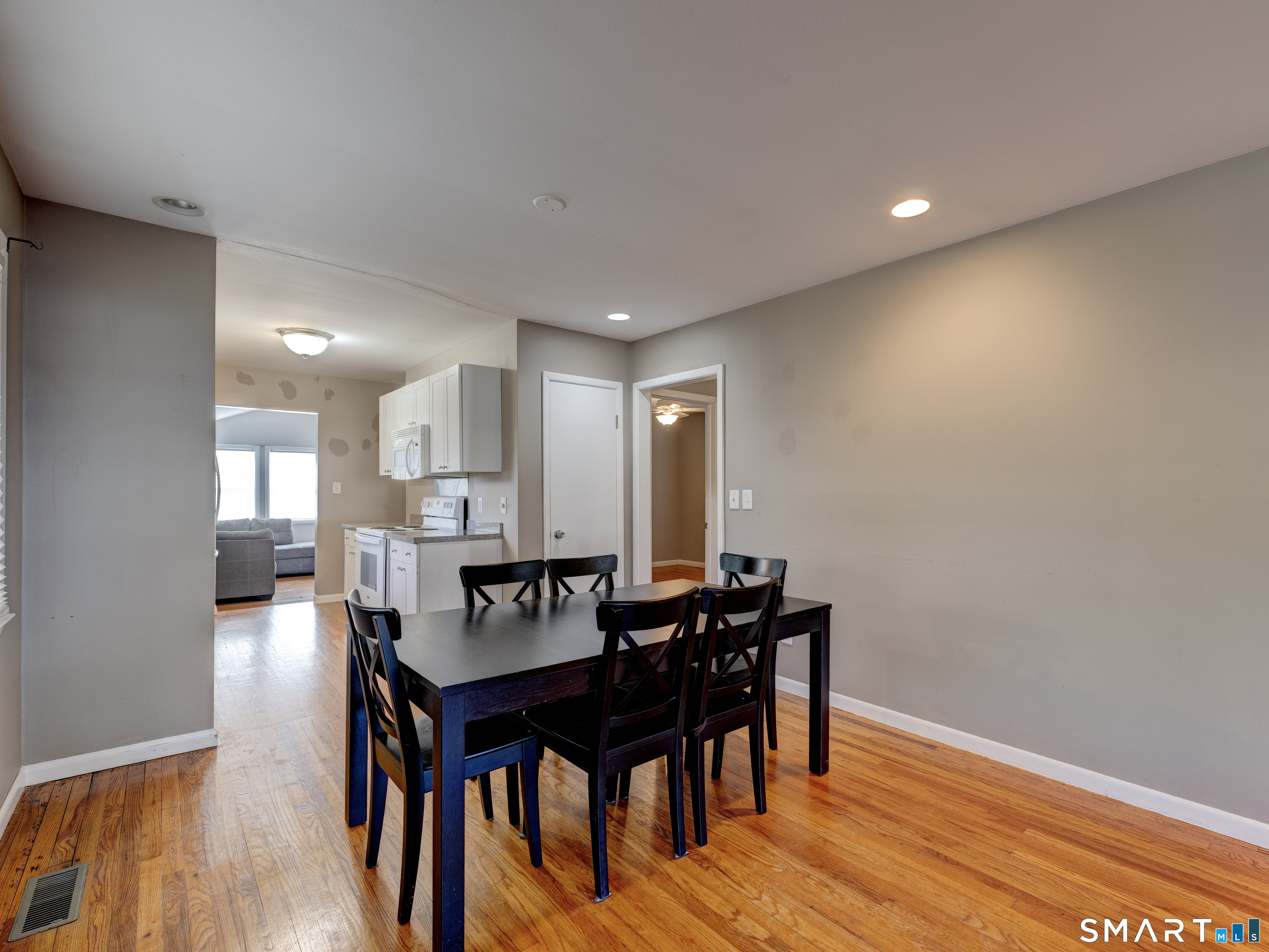 495 Fort Hale Road photo 14