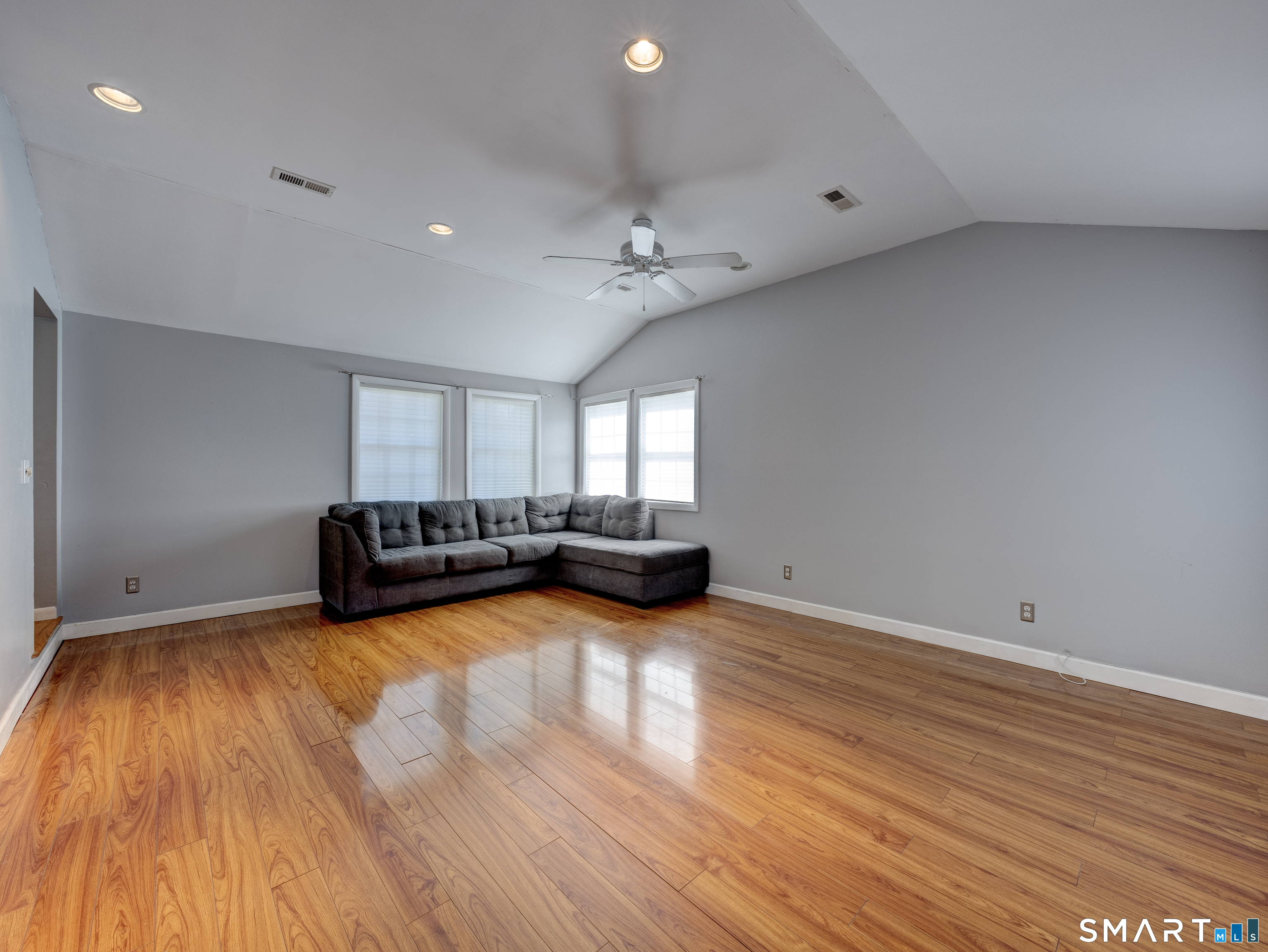 495 Fort Hale Road photo 21