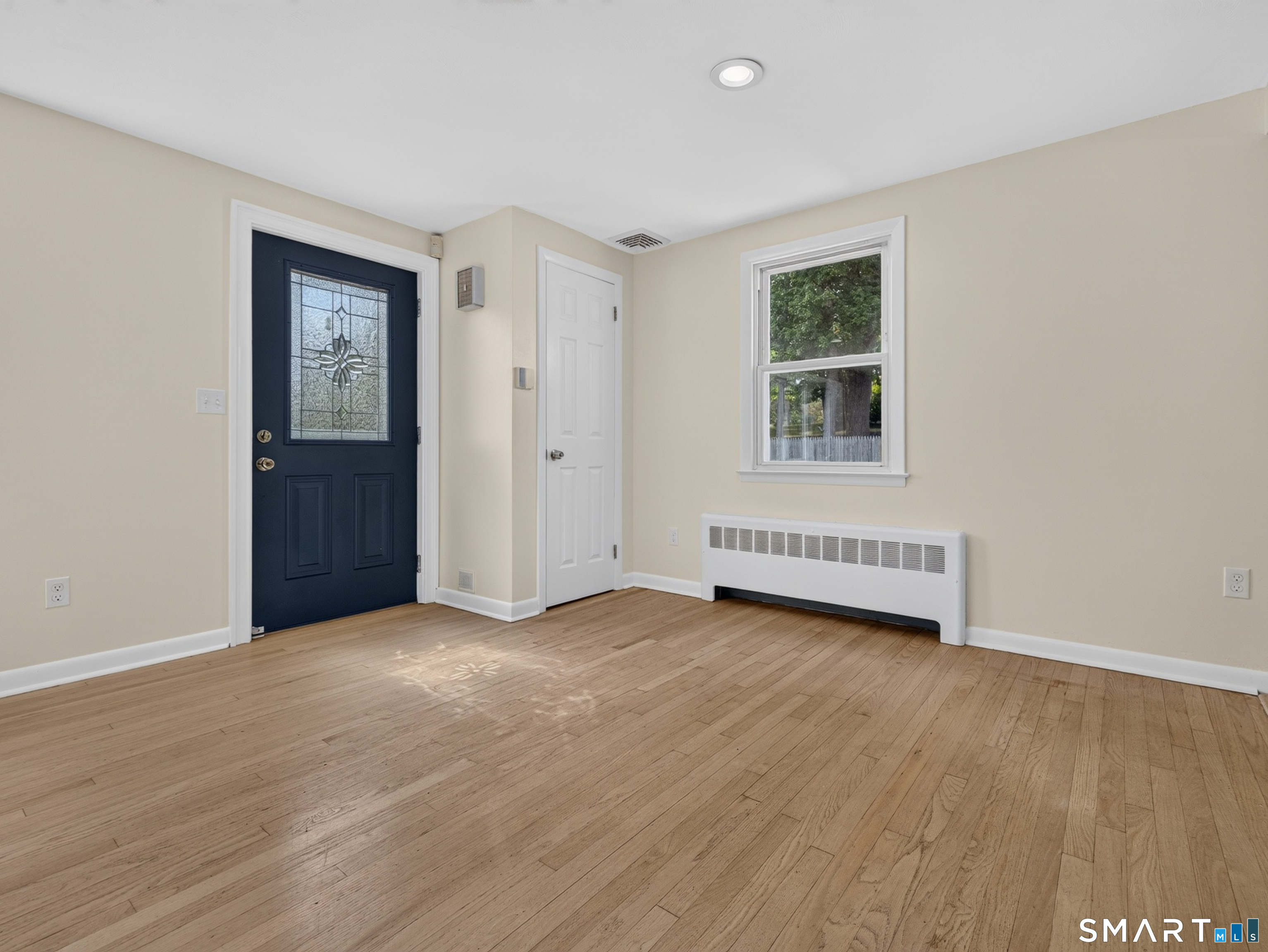 527 Clintonville Road photo 10