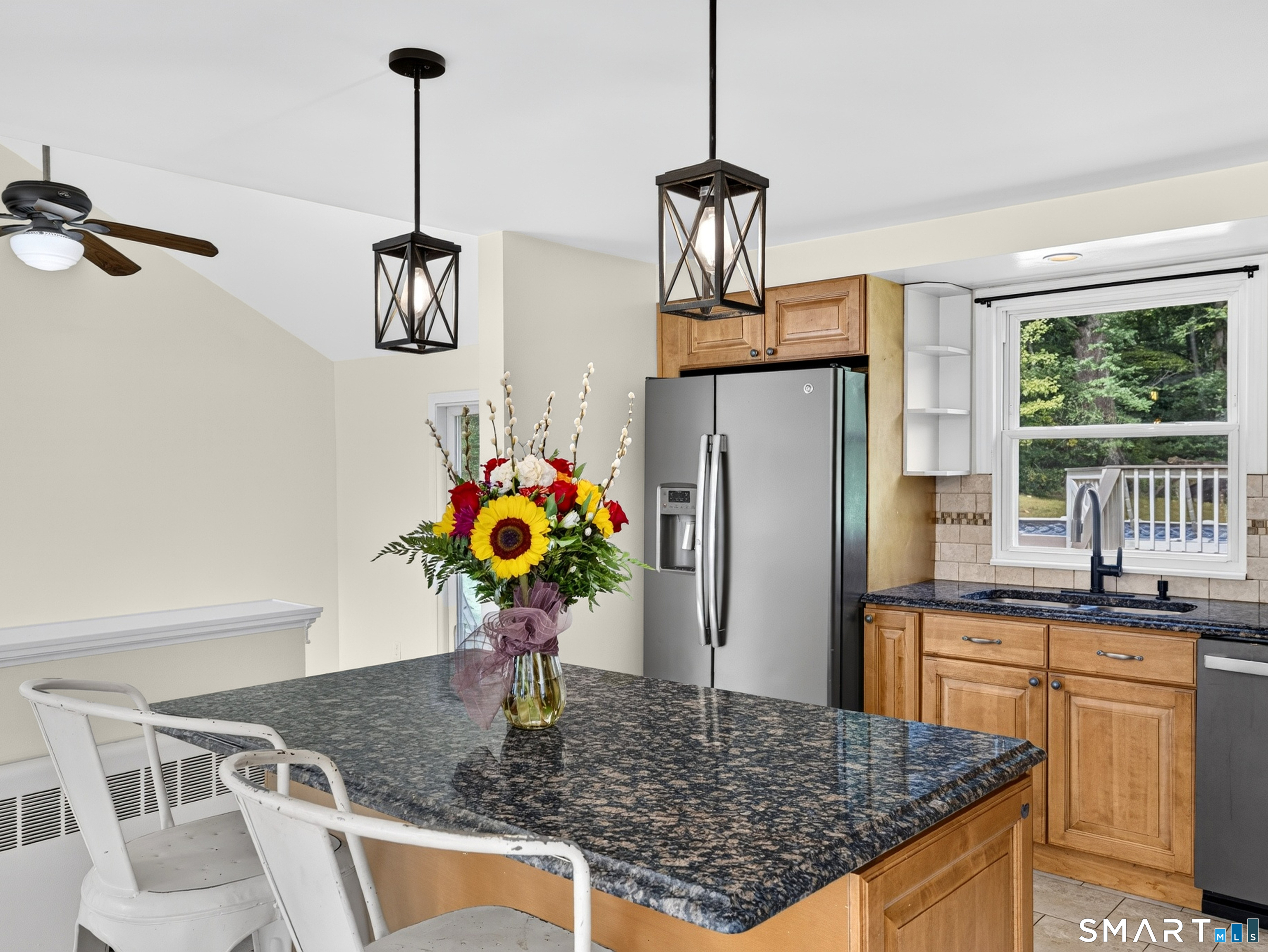527 Clintonville Road photo 14