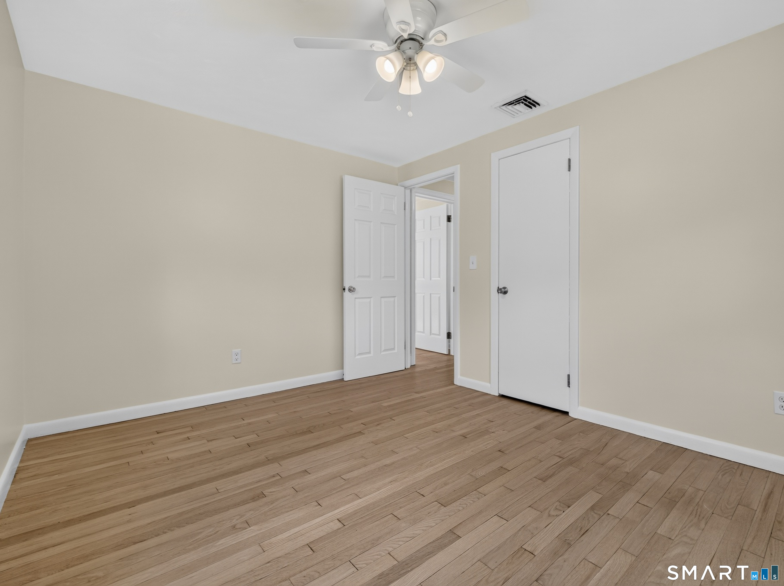 527 Clintonville Road photo 25