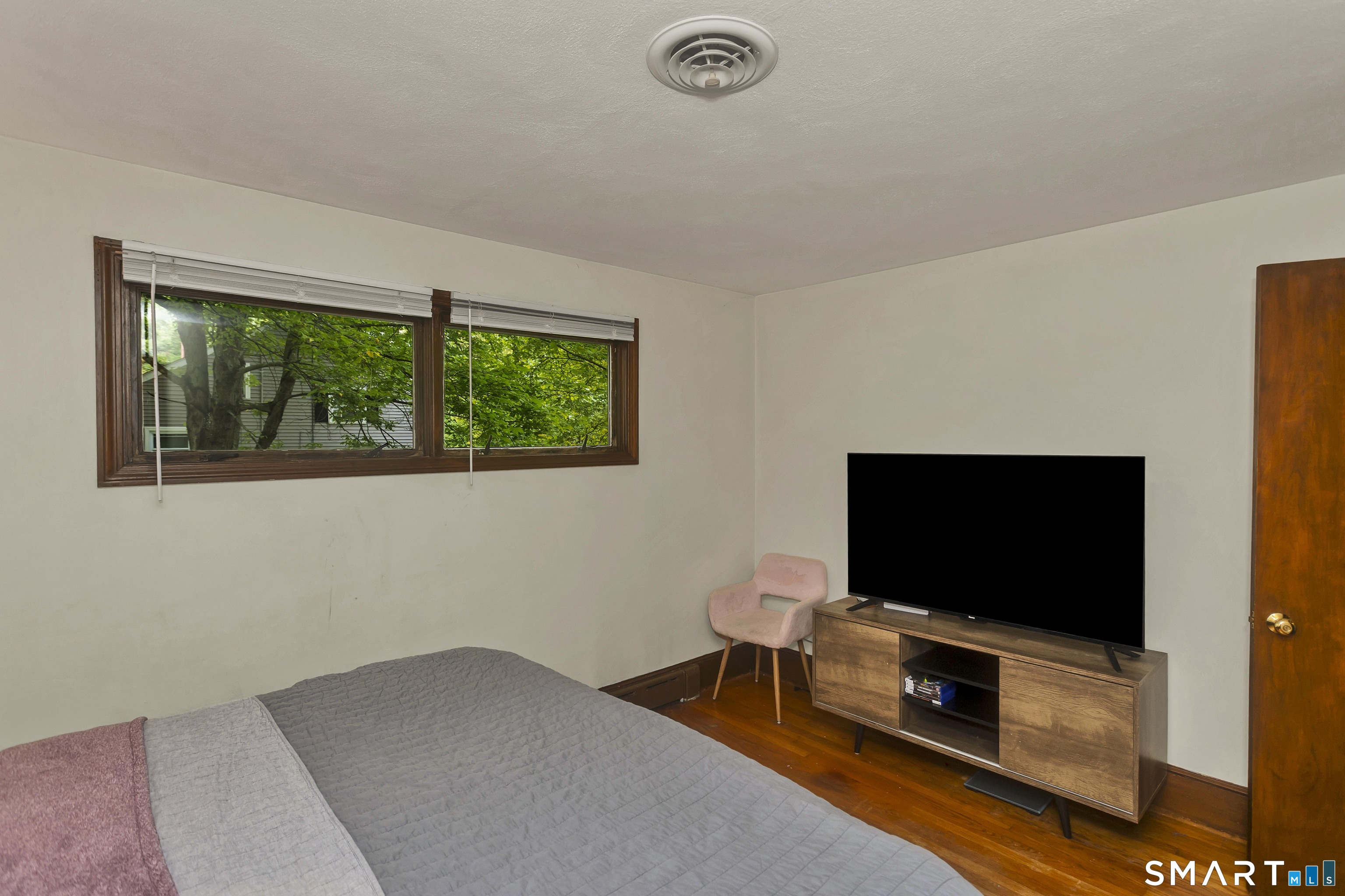 890 North Street photo 24