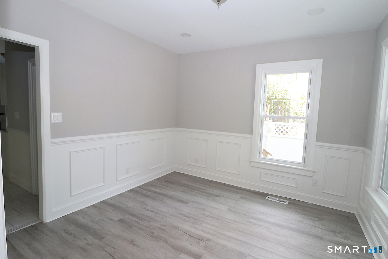 218 East Pearl Street photo 4