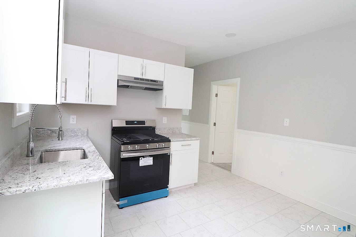 218 East Pearl Street photo 7
