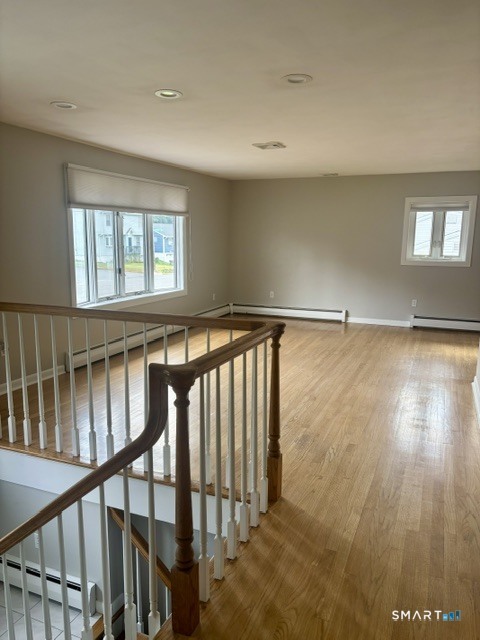 129 Oldham Avenue photo 8