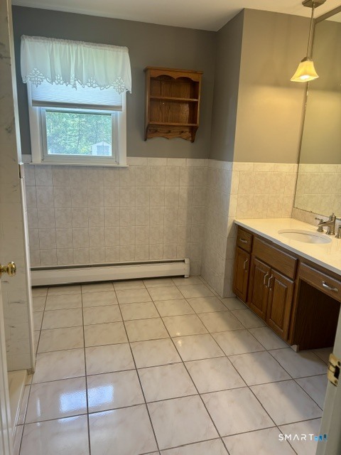 129 Oldham Avenue photo 11
