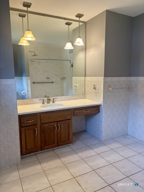 129 Oldham Avenue photo 13