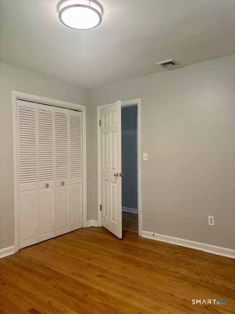 129 Oldham Avenue photo 16