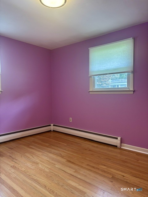 129 Oldham Avenue photo 17